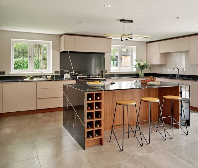Contemporary Handleless Kitchen with a Mid-Century Modern Twist