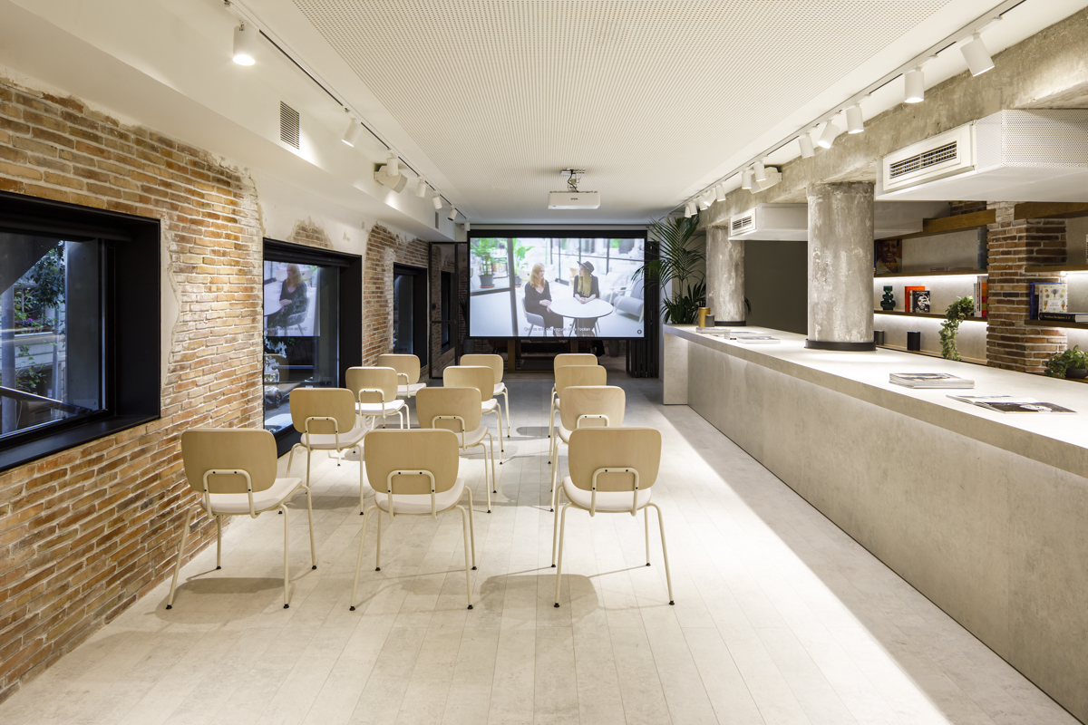 <a target='_blank' href='https://www.cosentino.com/nl-nl/inspiratie/projecten/cosentino-city-barcelona'>Cosentino City Barcelona</a>