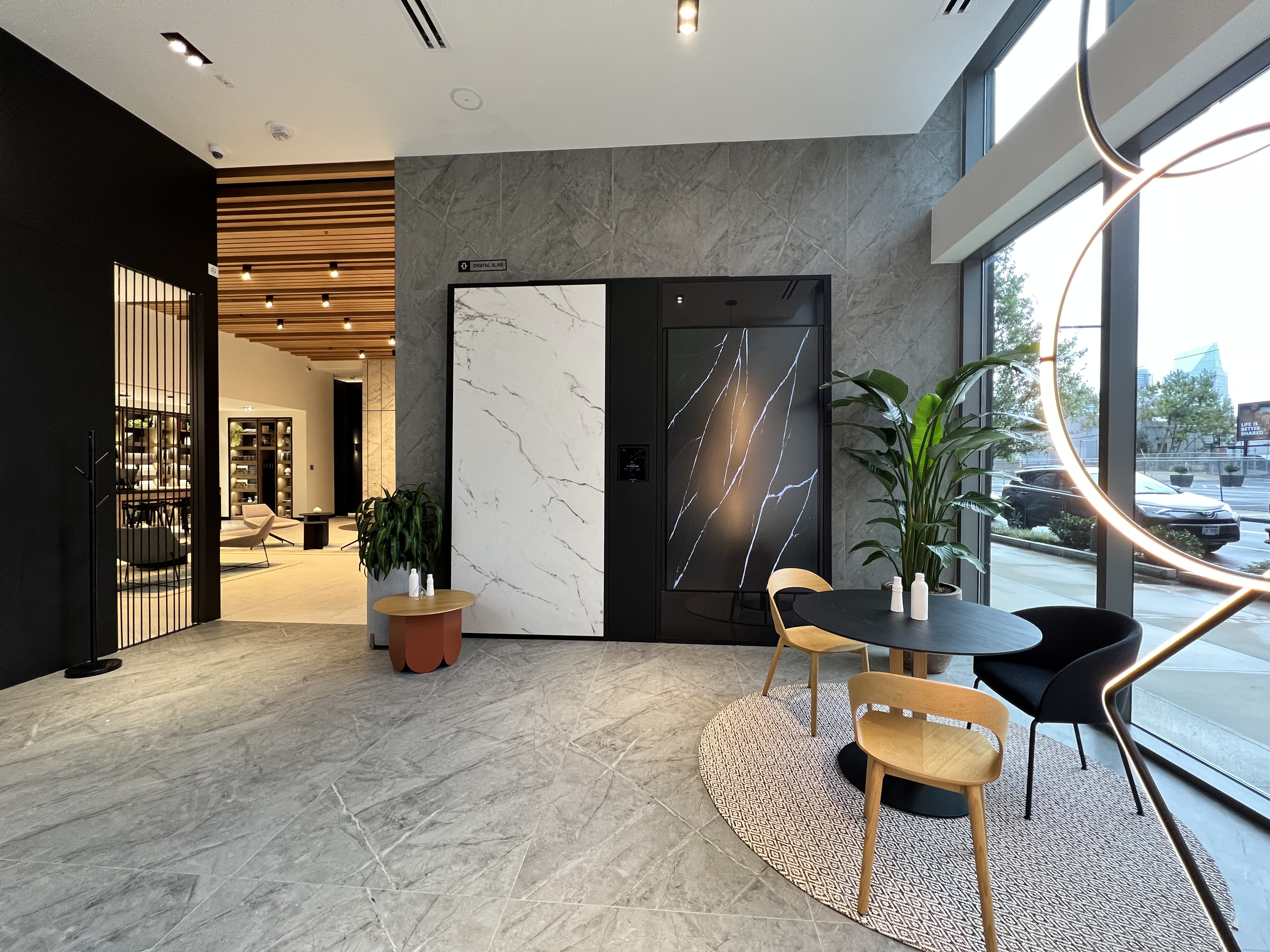 <a target='_blank' href='https://www.cosentino.com/en-ca/inspiration/projects/cosentino-city-atlanta'>Cosentino City Atlanta</a>