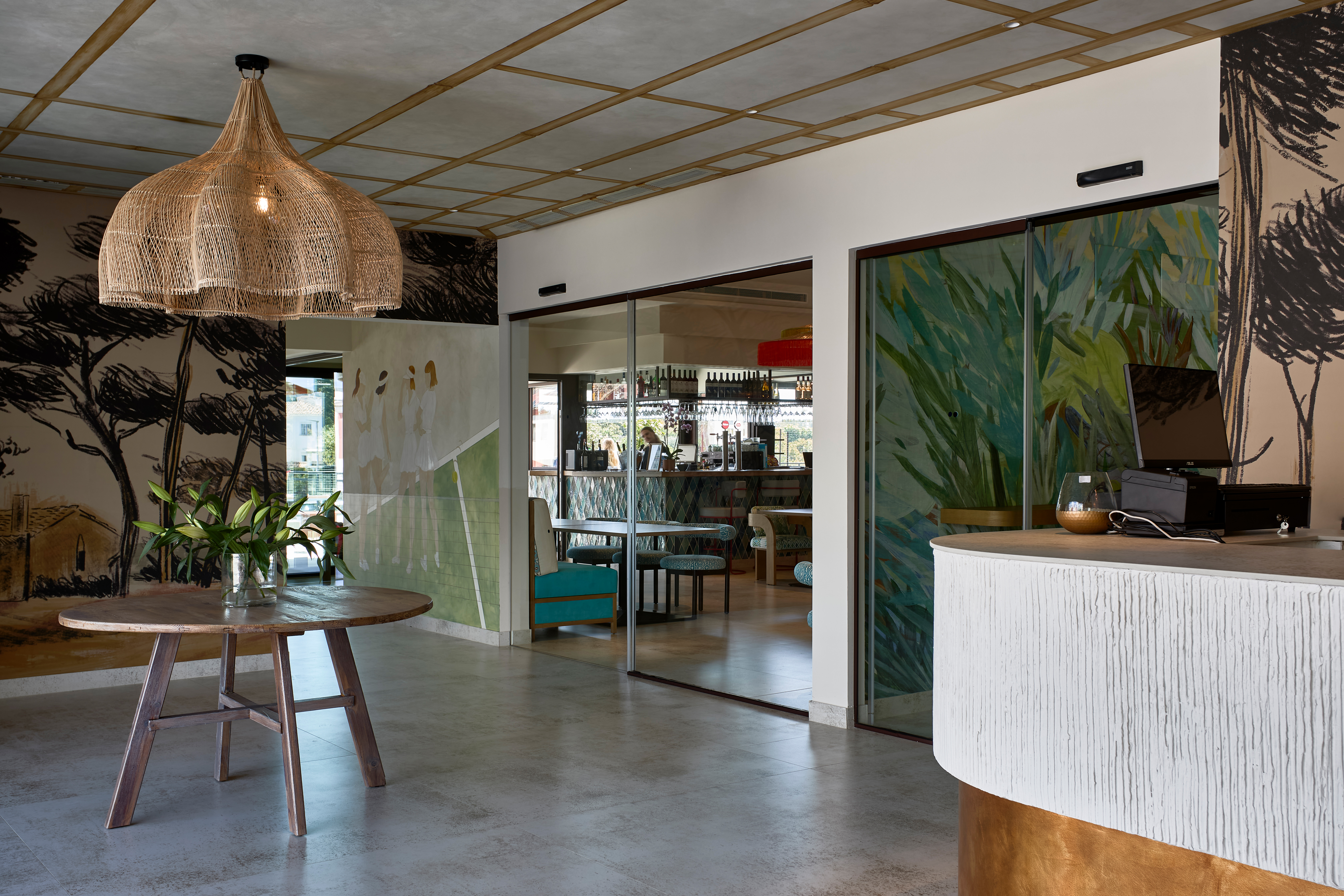 <a target='_blank' href='https://www.cosentino.com/es/inspiracion/proyectos/club-de-padel-estepona'>Club de Pádel Estepona</a> - Javier Ruiz Muñoz and Nieves Montero