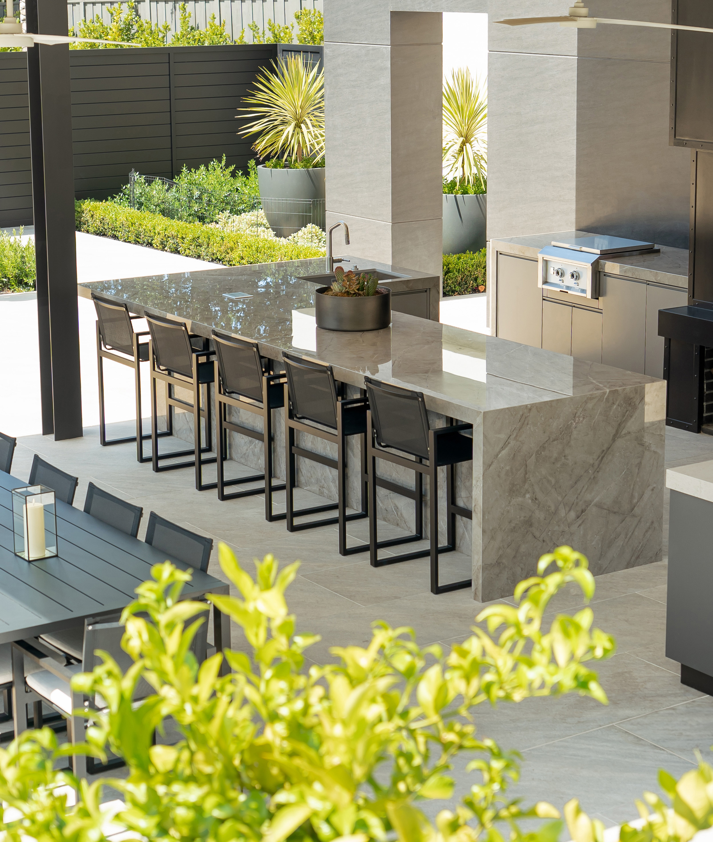 <a target='_blank' href='https://www.cosentino.com/fr-ca/inspiration/projets/danver'>Danver</a> - Kohlsaat & Associates (Gary Kohlsaat)| Murray Landscape Architecture (Peter Murrey)