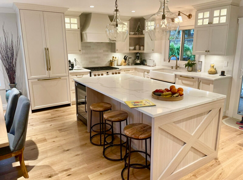 Modern Traditional Kitchen