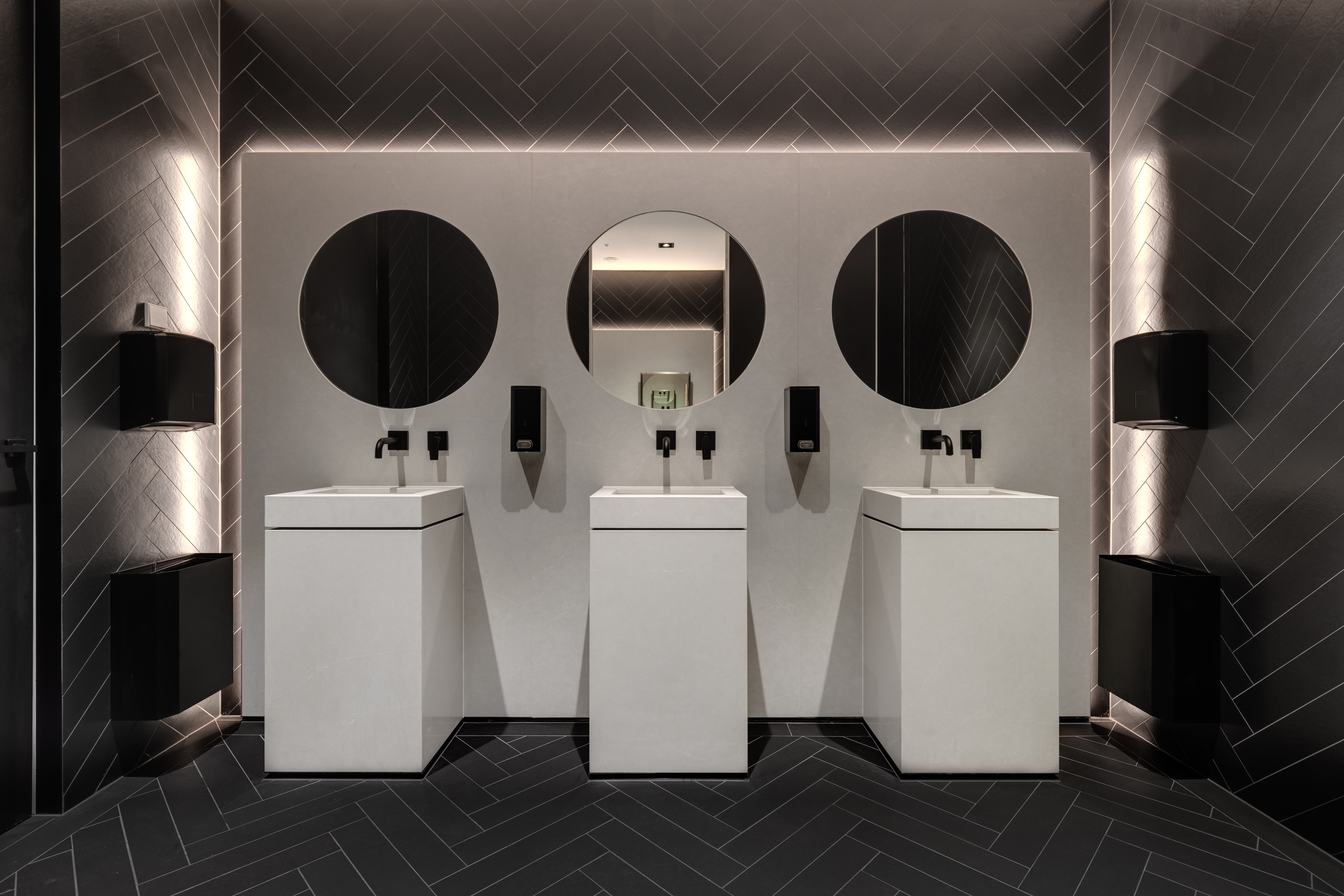 <a target='_blank' href='https://www.cosentino.com/en-ca/inspiration/projects/cosentino-city-amsterdam'>Cosentino City Amsterdam</a>