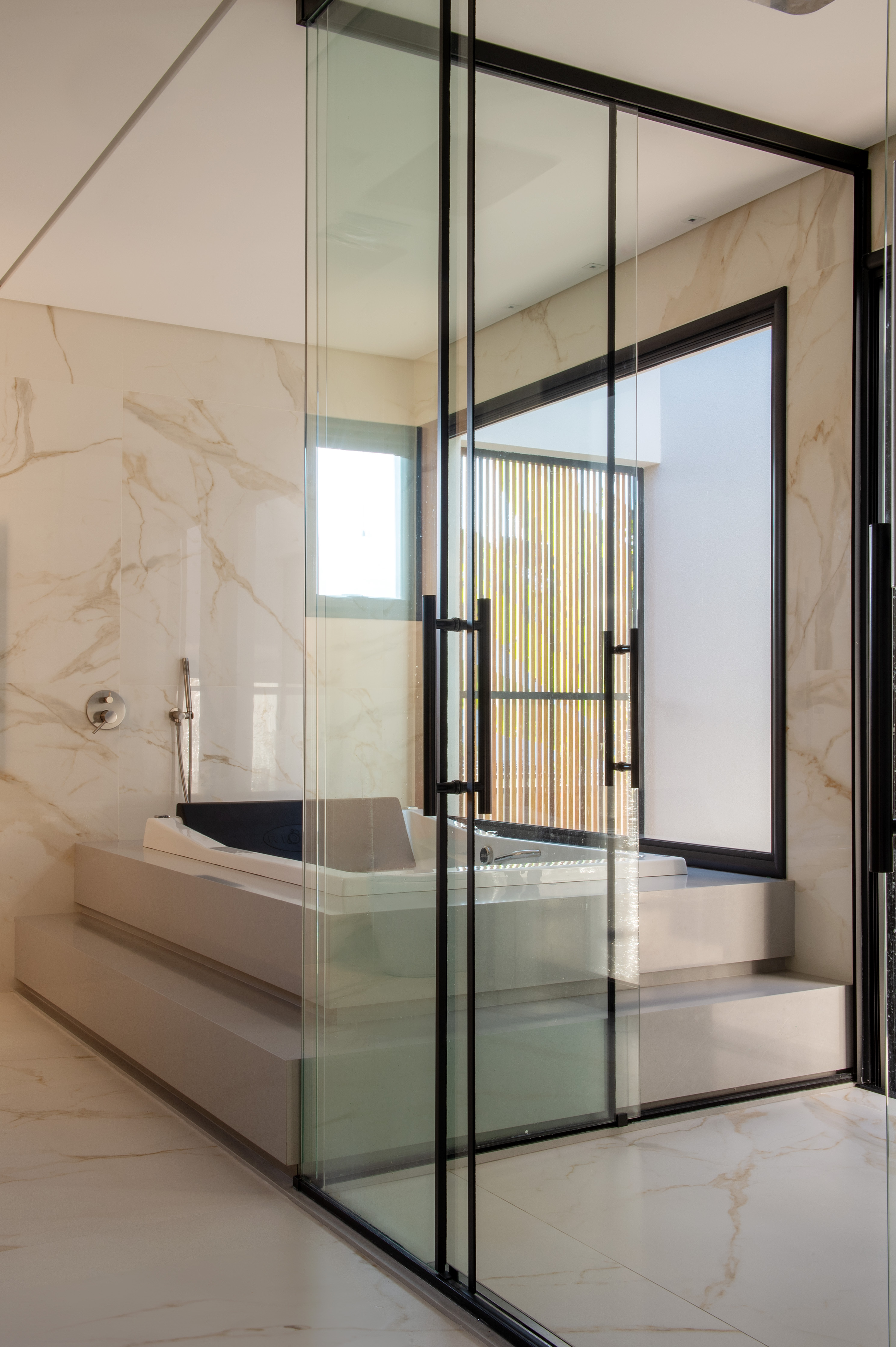 <a target='_blank' href='https://www.cosentino.com/fr-fr/inspiration/projets/casa-ar'>Casa AR</a> - Carol Scarpelli