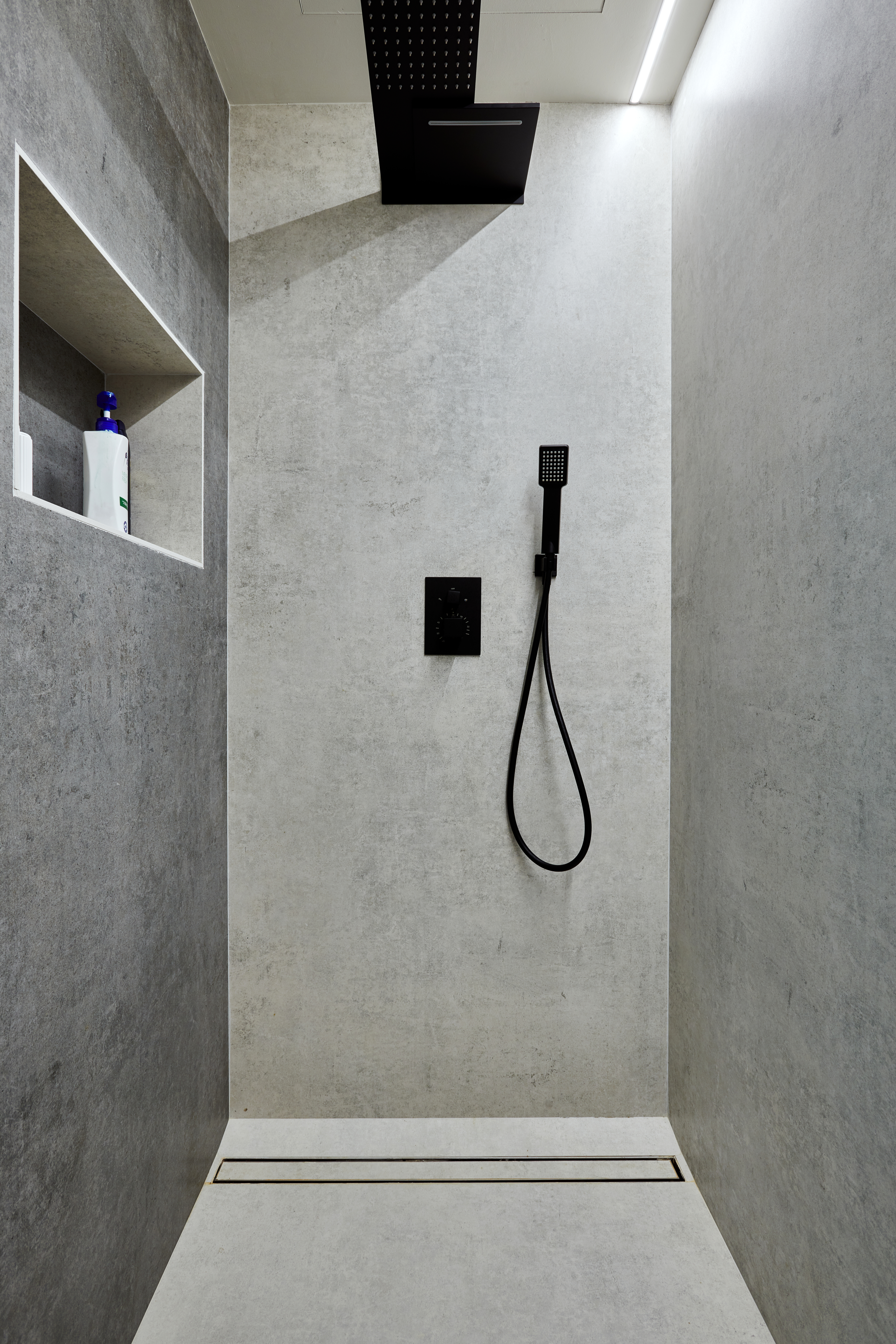 <a target='_blank' href='https://www.cosentino.com/usa/inspiration/projects/unifamiliar-pradejon'>Unifamiliar Pradejón</a>