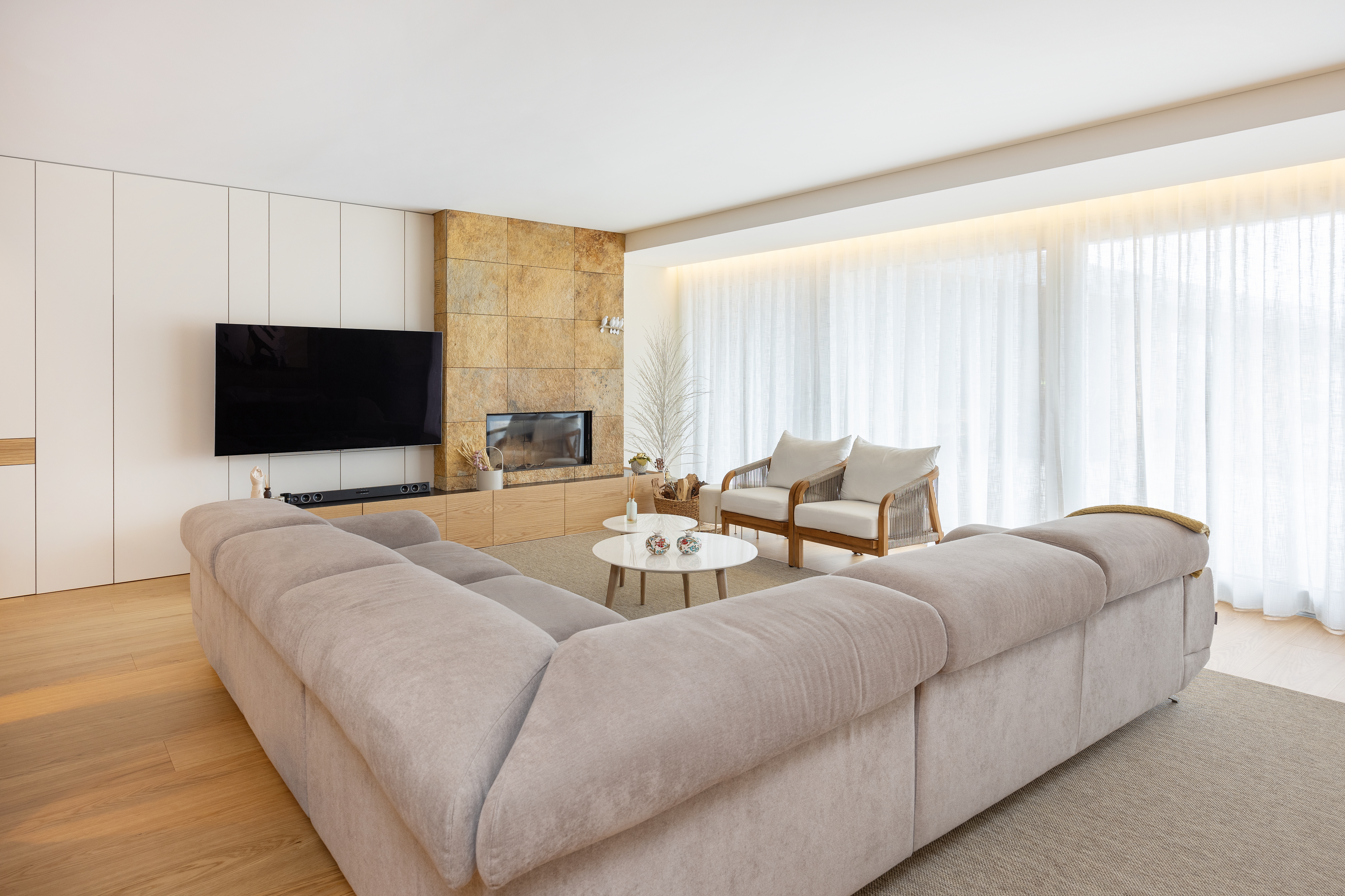 <a target='_blank' href='https://www.cosentino.com/es/inspiracion/proyectos/moradia-contemporanea'>Moradia Contemporânea</a> - Vânia Faria