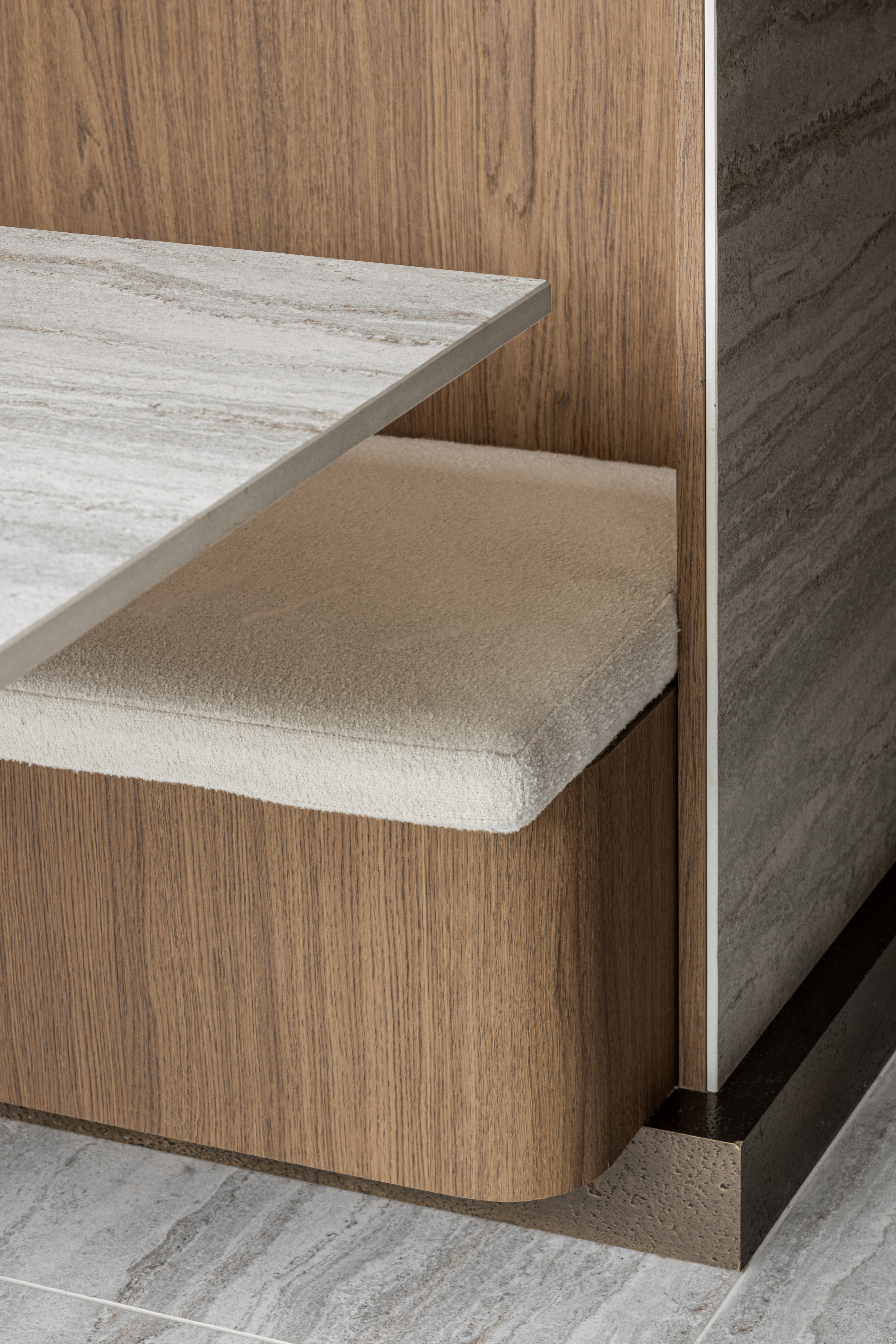 <a target='_blank' href='https://www.cosentino.com/es-mx/inspiration/proyectos/multiapplication-bros'>Multiapplication BROS</a> - BROS Interior Architects