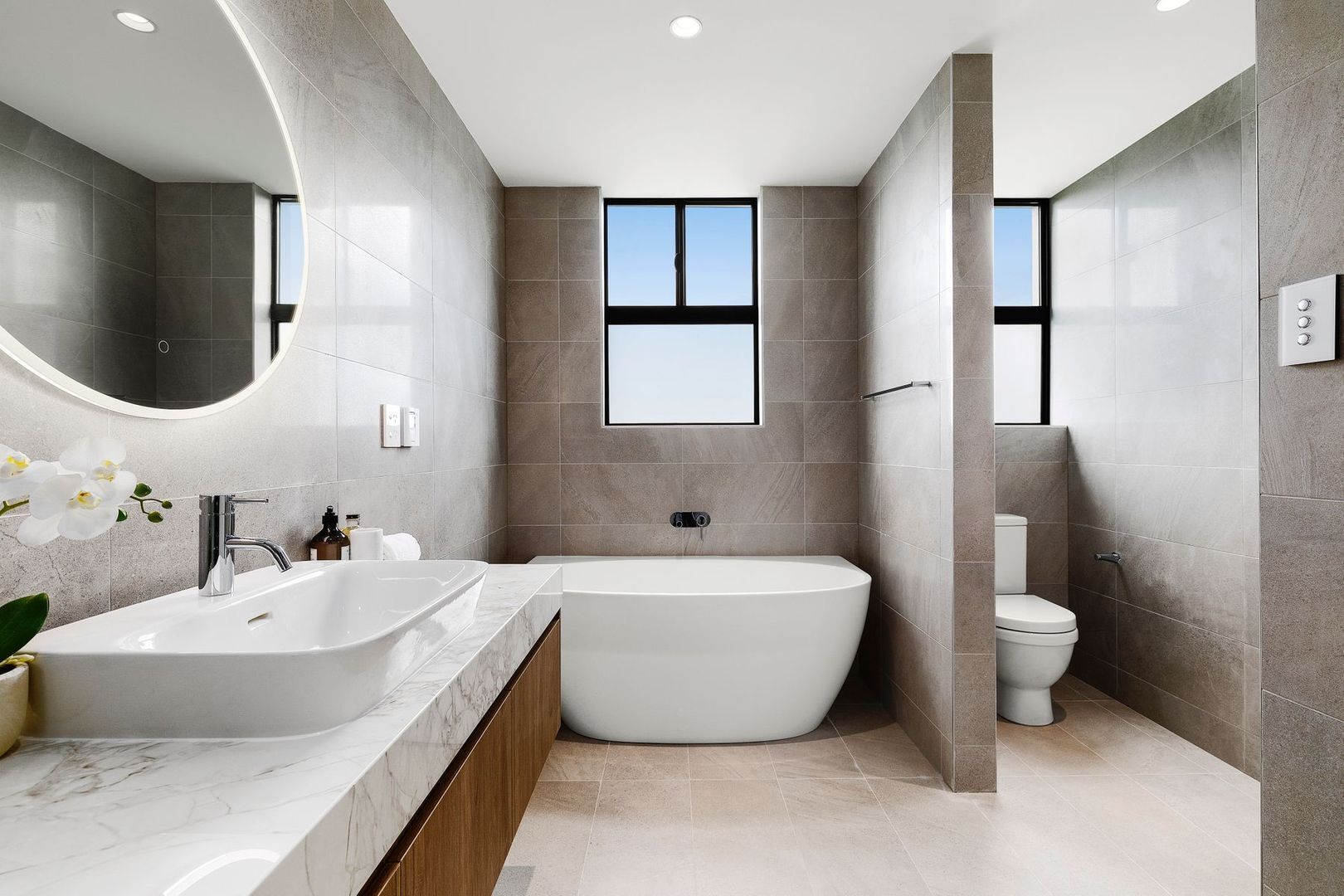 <a target='_blank' href='https://www.cosentino.com/en-au/inspiration/projects/tennyson-point-duplex'>Tennyson Point Duplex</a>