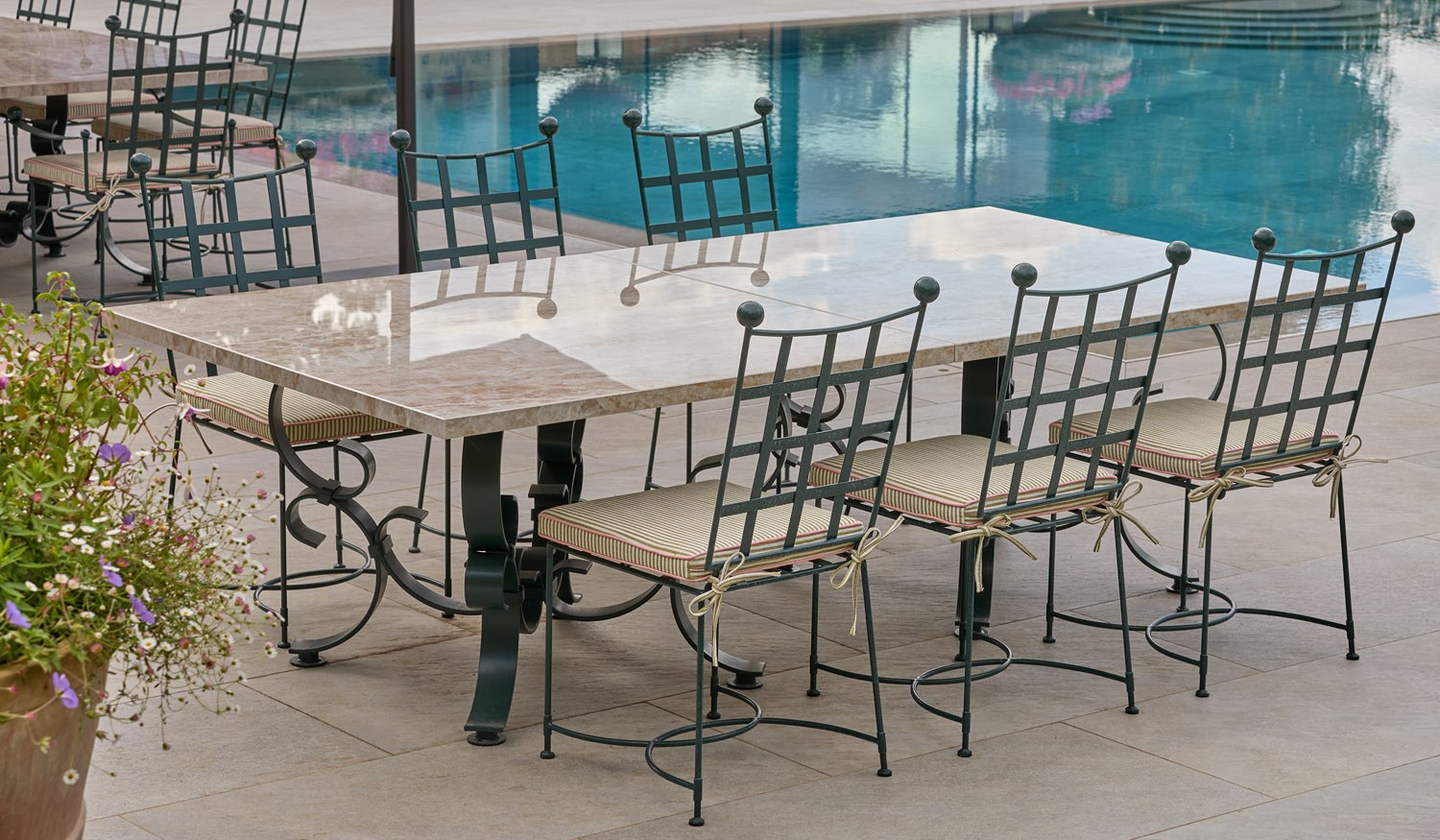 <a target='_blank' href='https://www.cosentino.com/fr-ca/inspiration/projets/residential-cotswolds'>Residential Cotswolds</a> - Bucknall James Interior Design