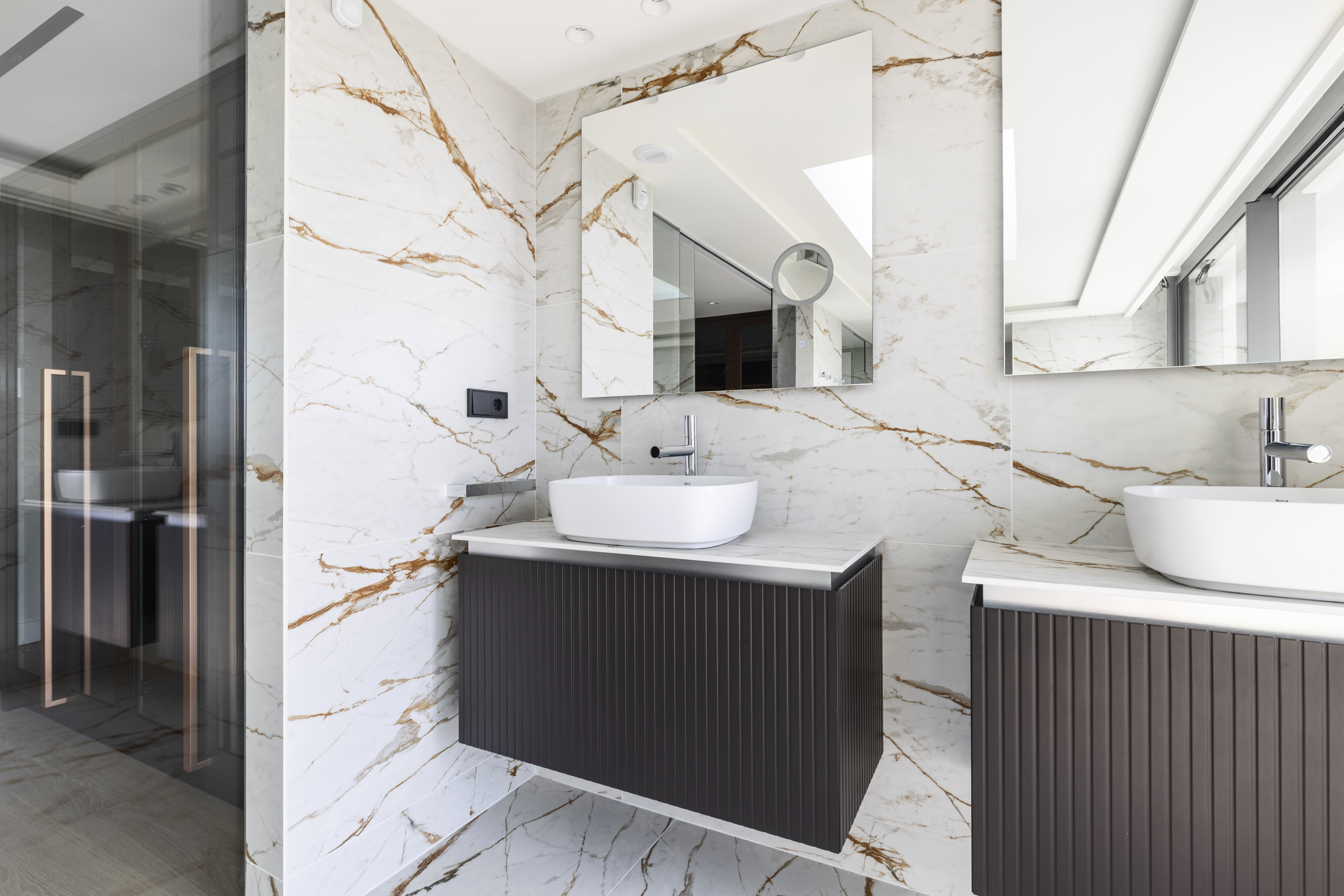 <a target='_blank' href='https://www.cosentino.com/es/inspiracion/proyectos/villa-panama'>Villa Panamá</a> - Ricard Armengol Ballester (Architect) and Daniel Expósito (Project Manager - Disnay Proyectos SL)