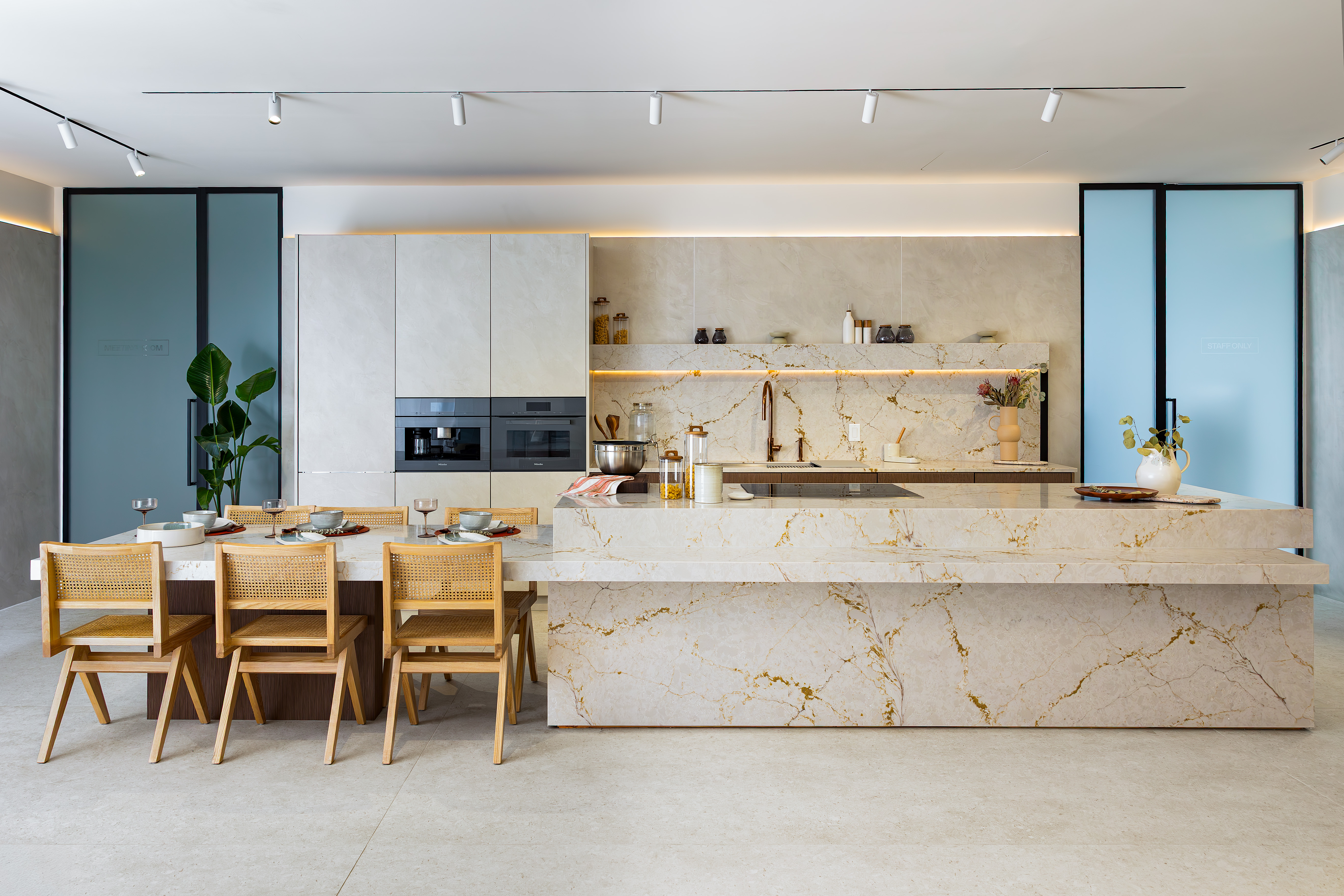 <a target='_blank' href='https://www.cosentino.com/en-ca/inspiration/projects/cosentino-city-richmond'>Cosentino City Richmond</a>