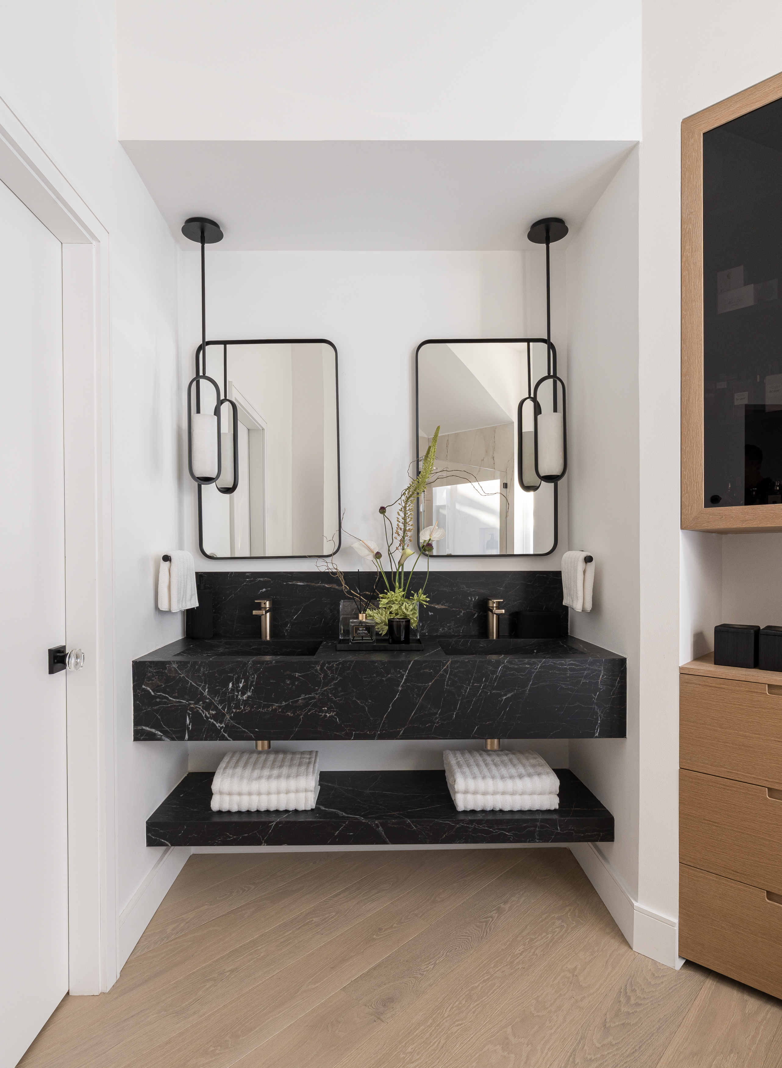 <a target='_blank' href='https://www.cosentino.com/en-sg/inspiration/projects/san-ramon'>San Ramon</a> - Nakisa Rezvani, NRK Design Studio