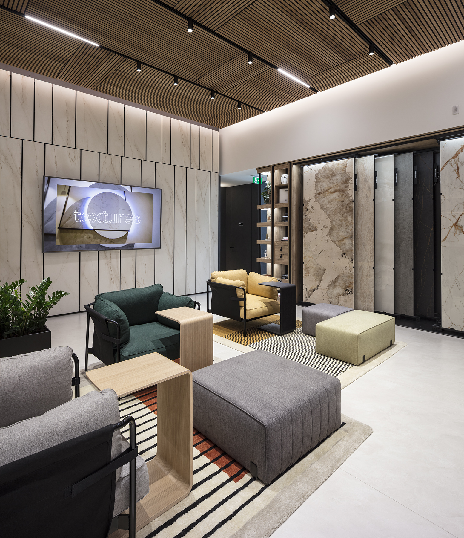 <a target='_blank' href='https://www.cosentino.com/nl-nl/inspiratie/projecten/cosentino-city-vancouver'>Cosentino City Vancouver</a>