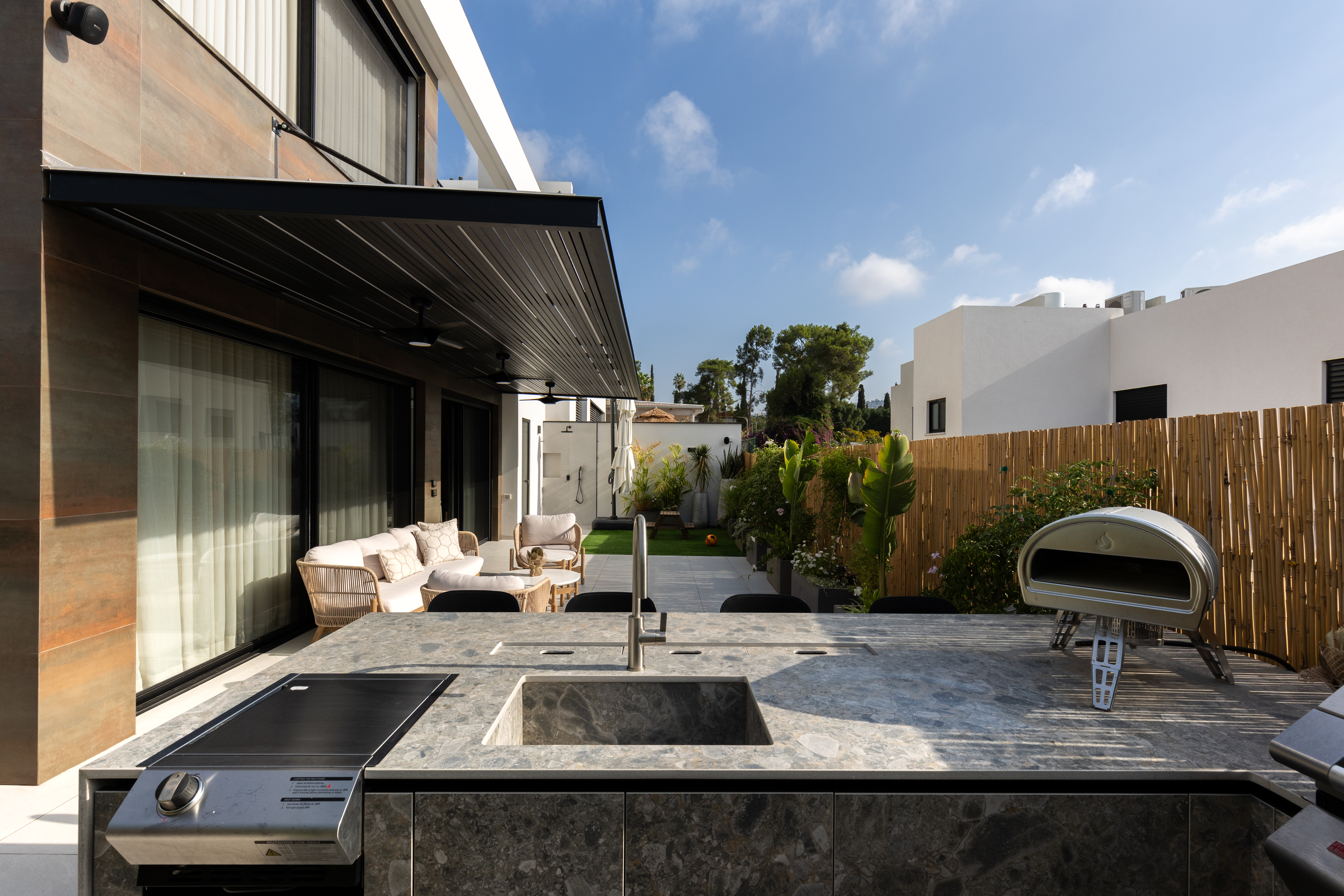 <a target='_blank' href='https://www.cosentino.com/fr-ca/inspiration/projets/northern-israel-villa'>Northern Israel Villa</a> - Shiran Philosof – SP Design