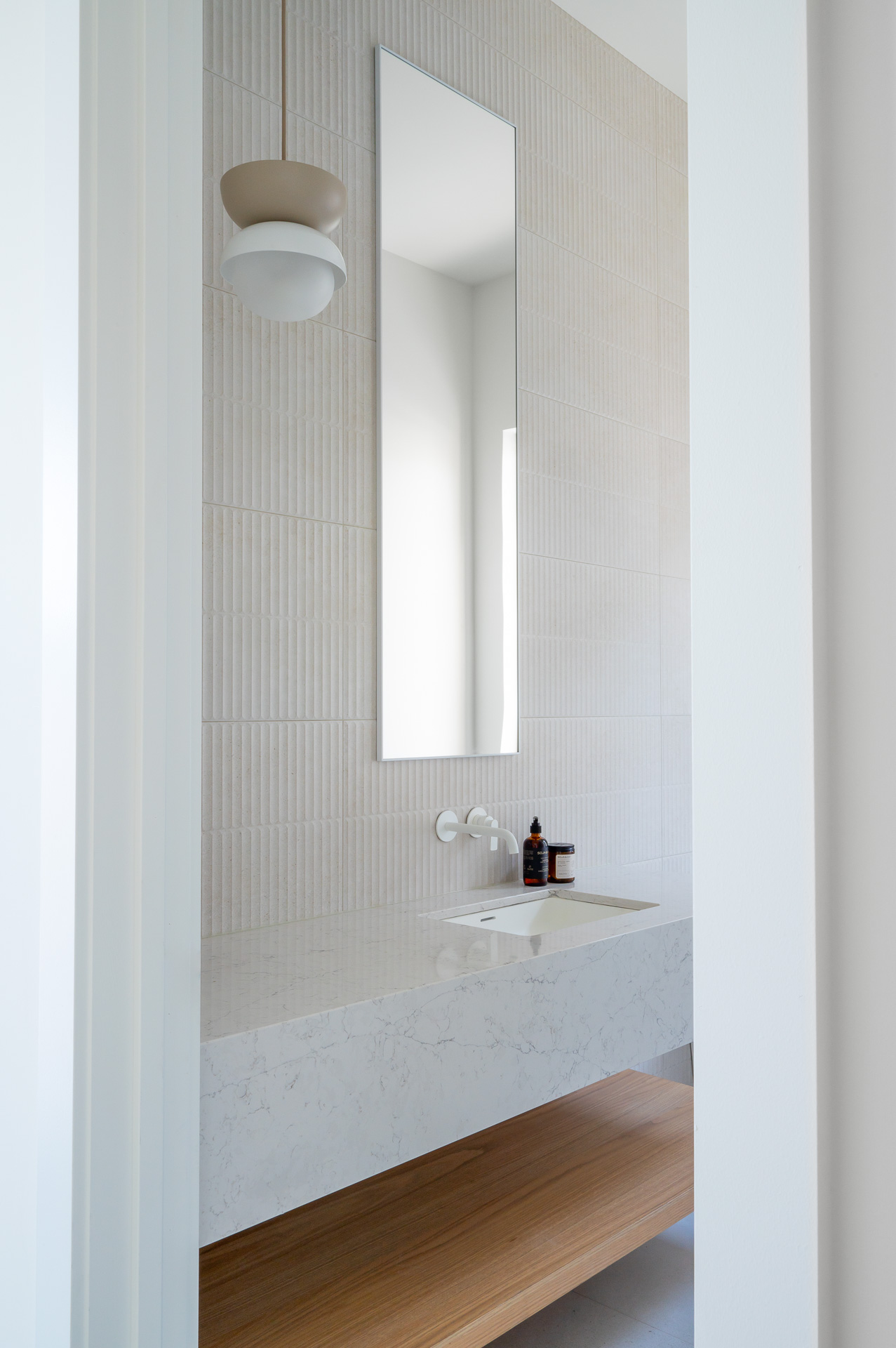 <a target='_blank' href='https://www.cosentino.com/en-ca/inspiration/projects/projet-robert-salle-deau'>Projet Robert - Salle d'eau</a> - Trajectoire Design