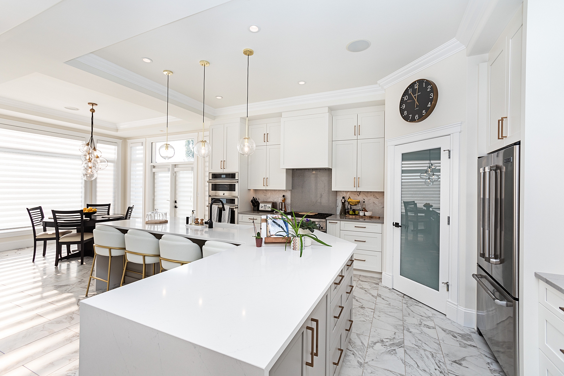 The Pinnacle Project - Kitchen