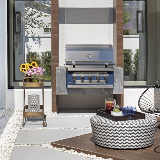 Marc Thee House Orix Outdoor Barbecue