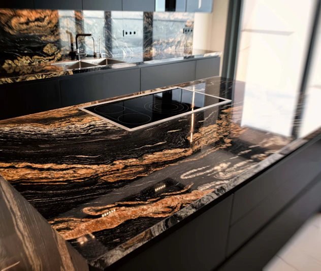 Beautiful view of Hold Integral Colour Textured Penthouse Kitchen