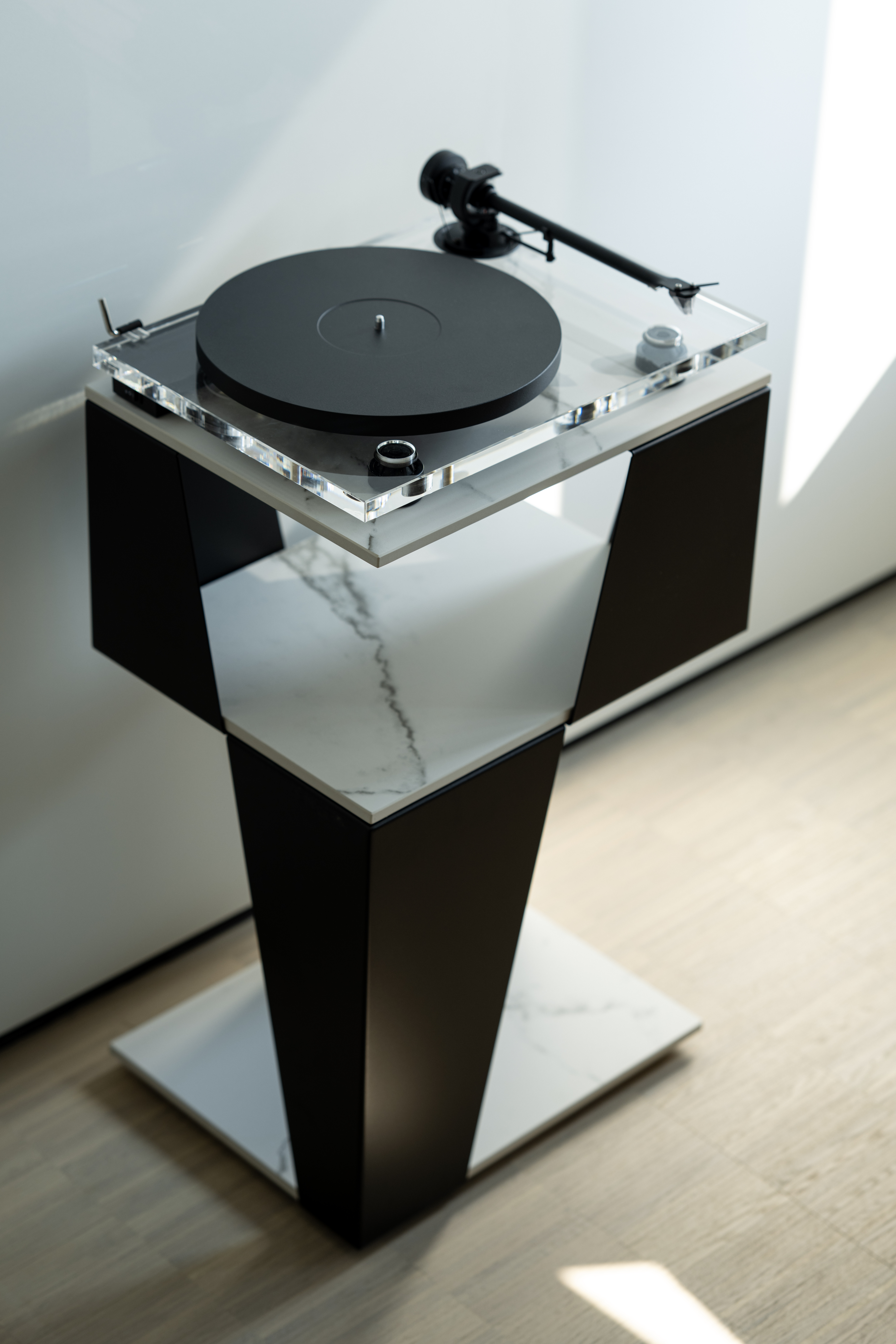 Colorful Turntable Stand