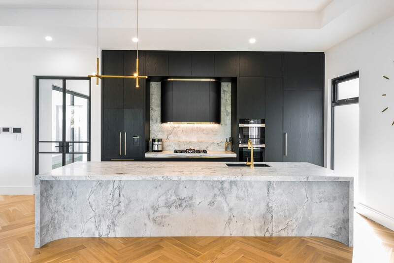 <a target='_blank' href='https://www.cosentino.com/pt-br/inspiration/projetos/noble-1'>Noble</a> - Walls Bros Designer Kitchens