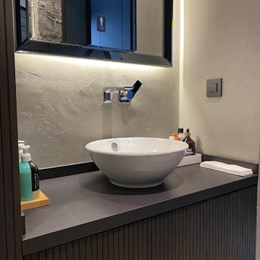 Image of sirius bathroom countertop banyo tezgahi in Pisos y Pavimentos - Cosentino