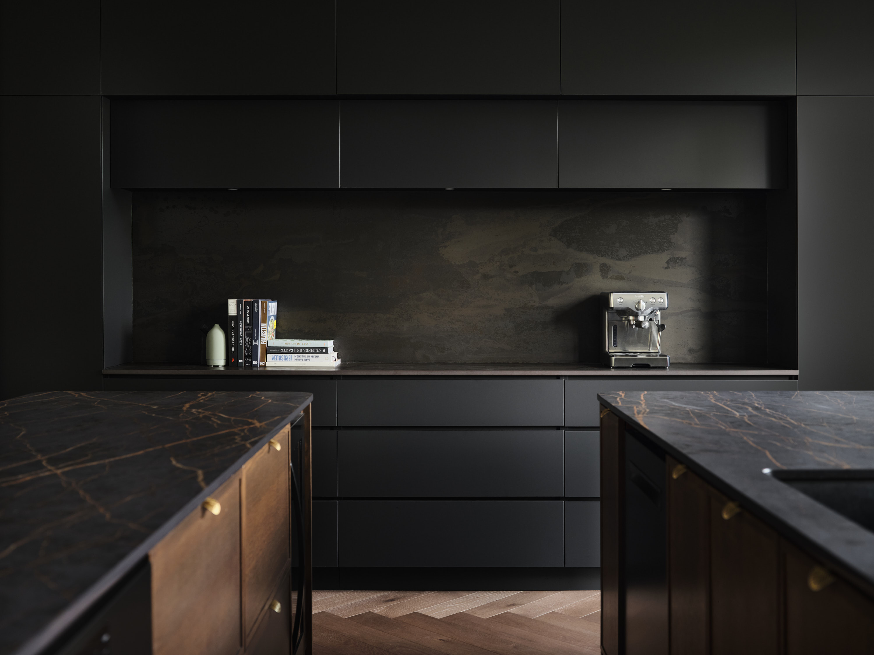 <a target='_blank' href='https://www.cosentino.com/inspiration/projects/residence-henri-julien-1'>Résidence Henri Julien</a> - Design Pascale Nakhlé