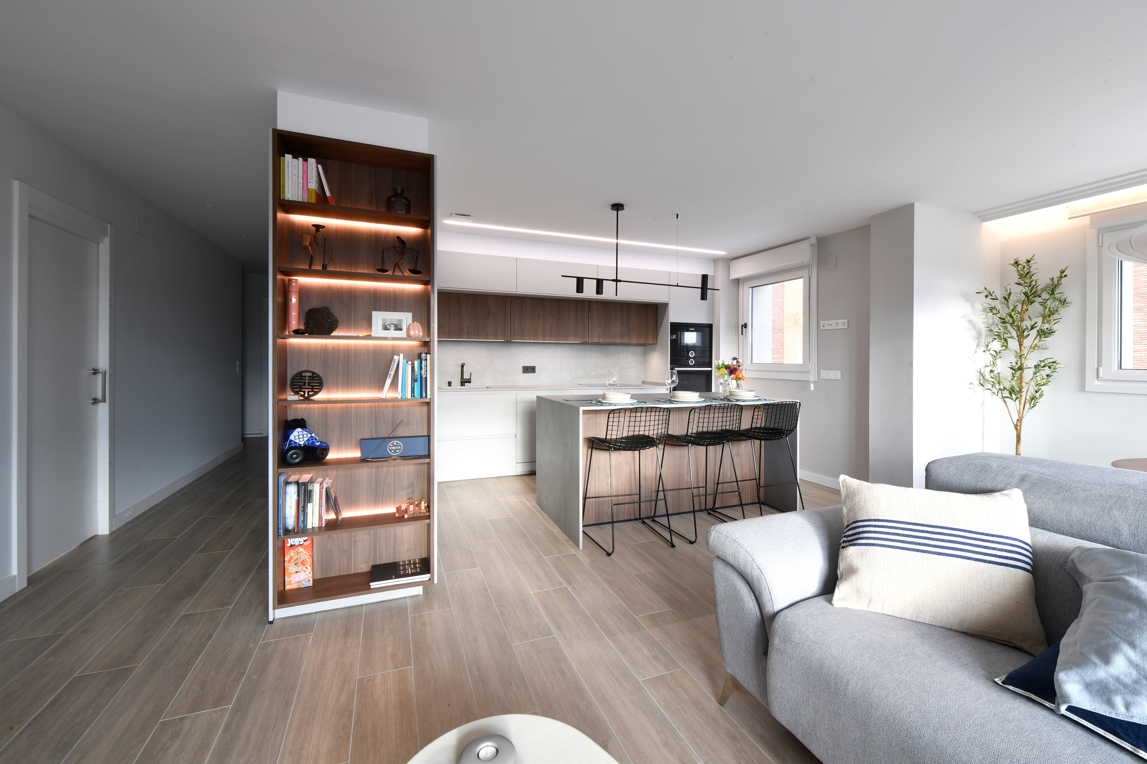 Cocina Abierta con Isla Dekton