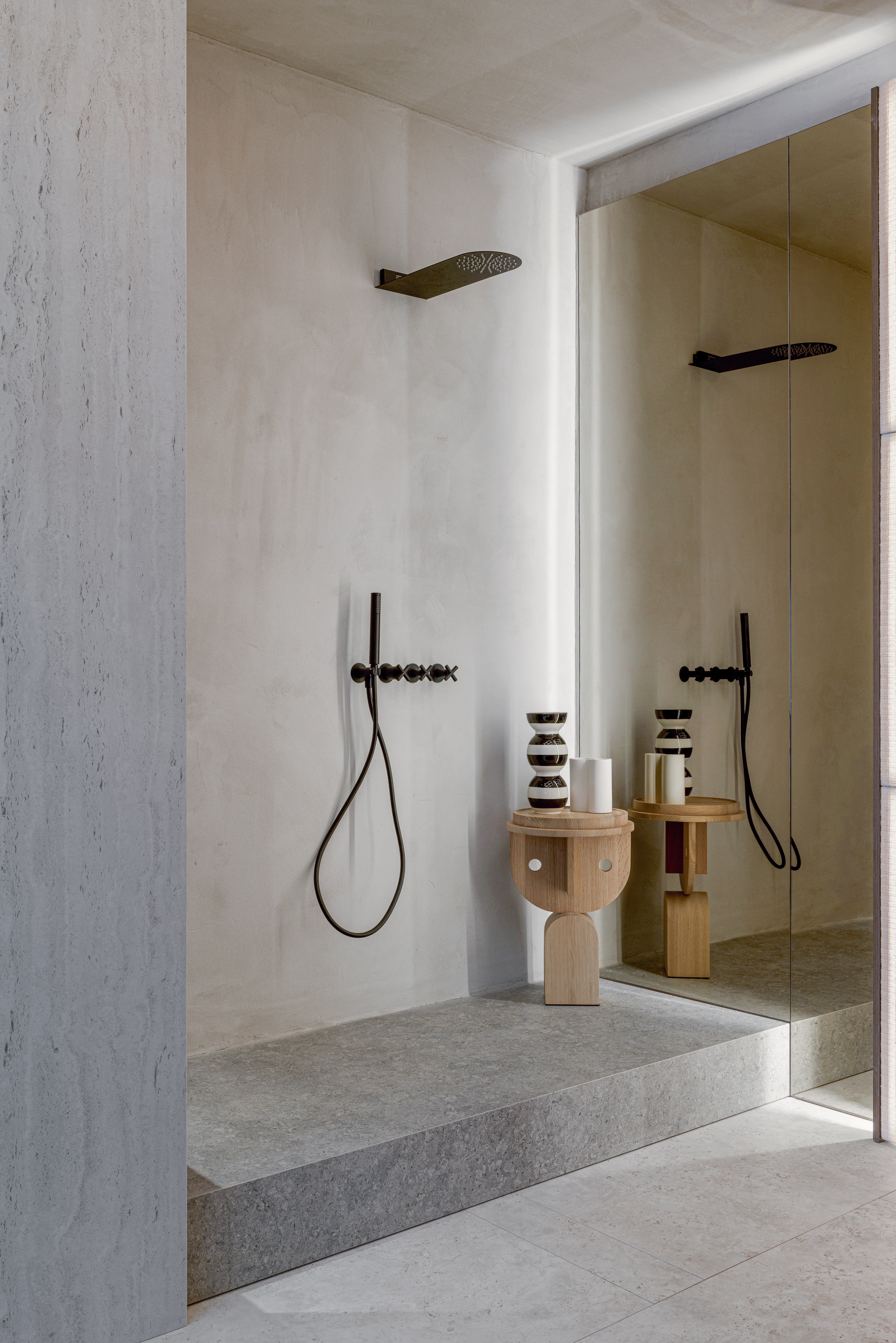 <a target='_blank' href='https://www.cosentino.com/usa/inspiration/projects/transversal'>Transversal</a> - Paralela