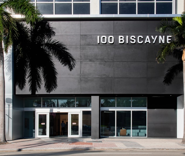 100-Biscayne