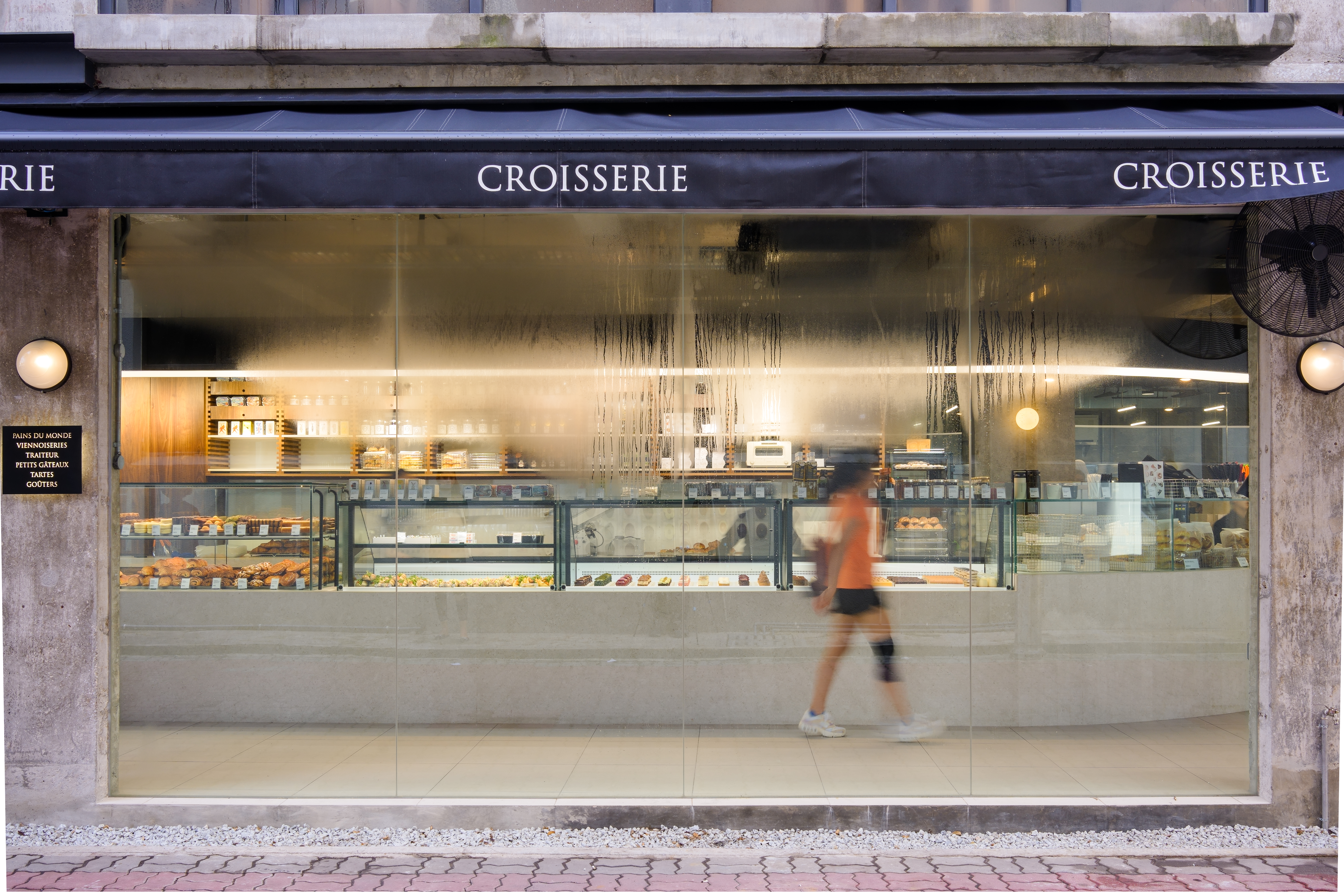 <a target='_blank' href='https://www.cosentino.com/inspiration/projects/croisserie-bakery'>Croisserie Bakery</a> - Amy Liand (Studio Cocokacacang)