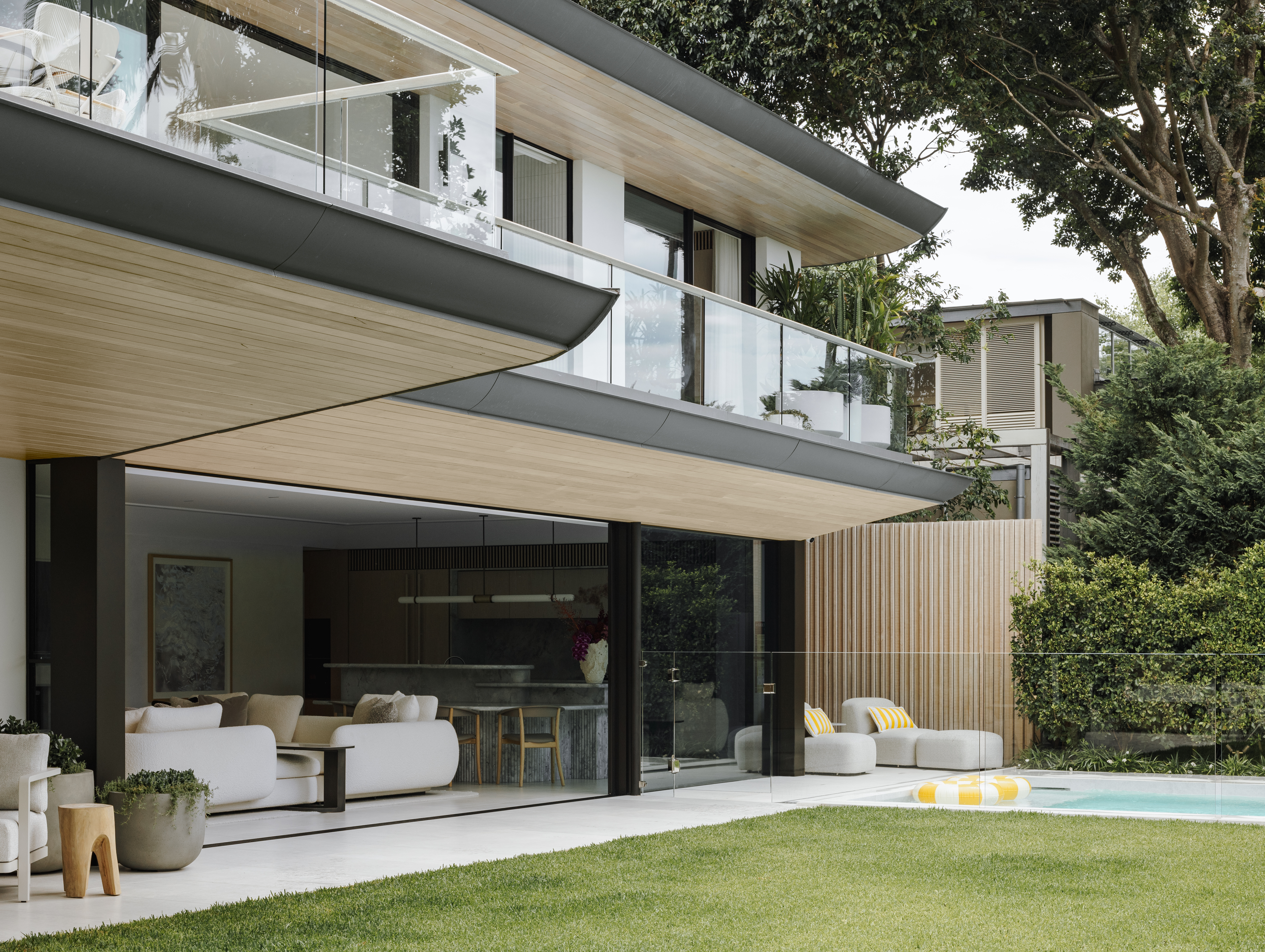 <a target='_blank' href='https://www.cosentino.com/en-my/inspiration/projects/bellevue-hill'>Bellevue hill</a> - Adrian Walter Ball (Walter Barda Design) / Kirsten Stanwix-Bookallil (Stanwix Studios)