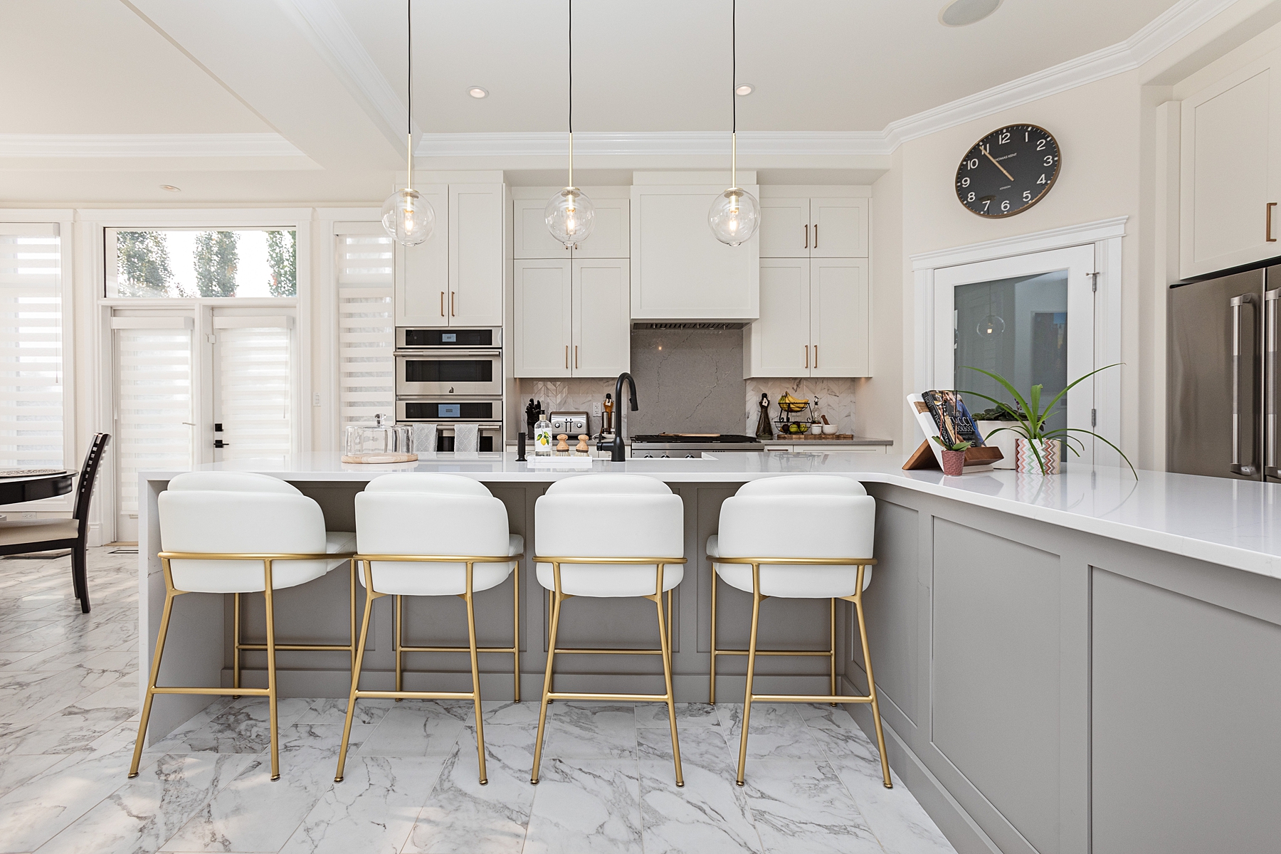 The Pinnacle Project - Kitchen