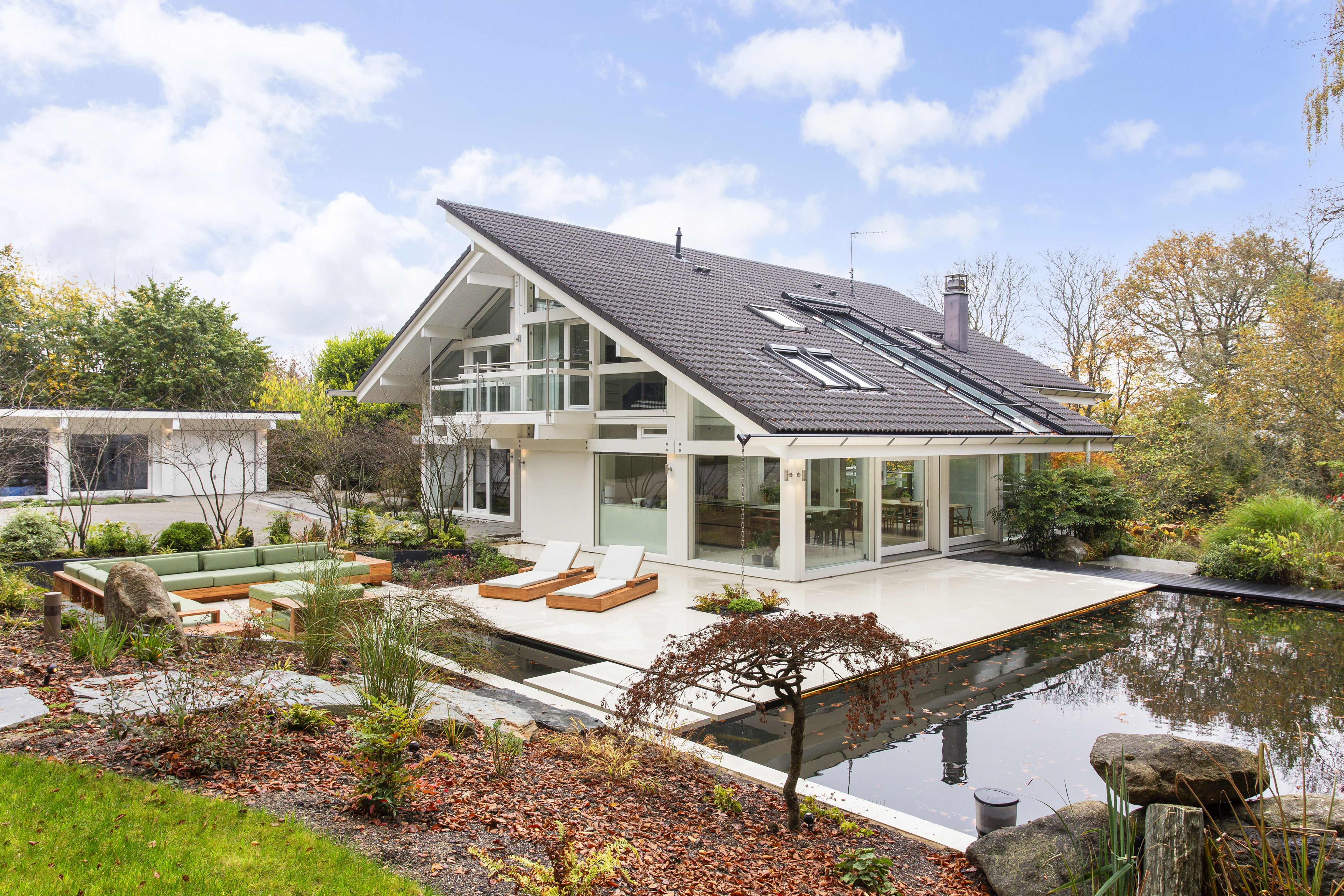 <a target='_blank' href='https://www.cosentino.com/en-my/inspiration/projects/buckinghamshire-residential'>Buckinghamshire Residential</a> - Kaoru Designs