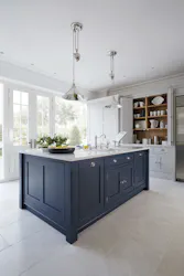 Tom Howley Kitchens