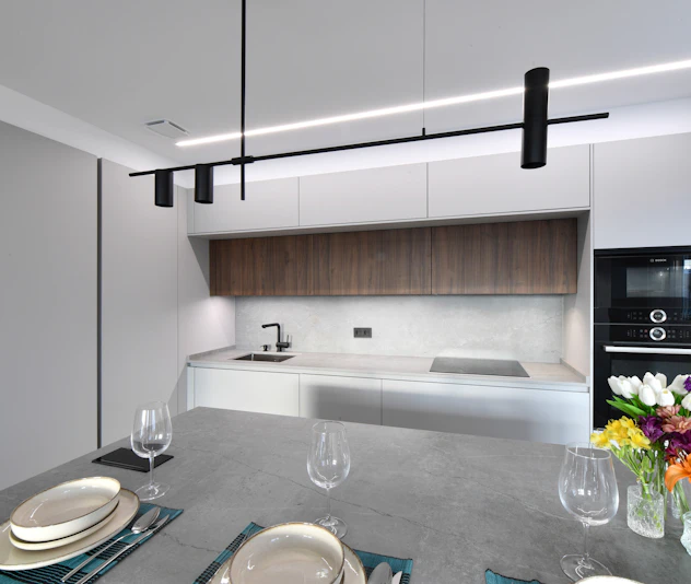 Cocina Abierta con Isla Dekton