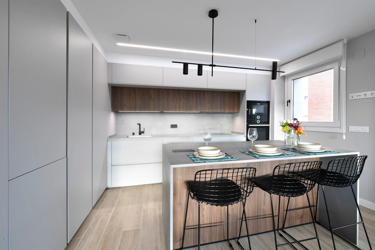 Cocina Abierta con Isla Dekton