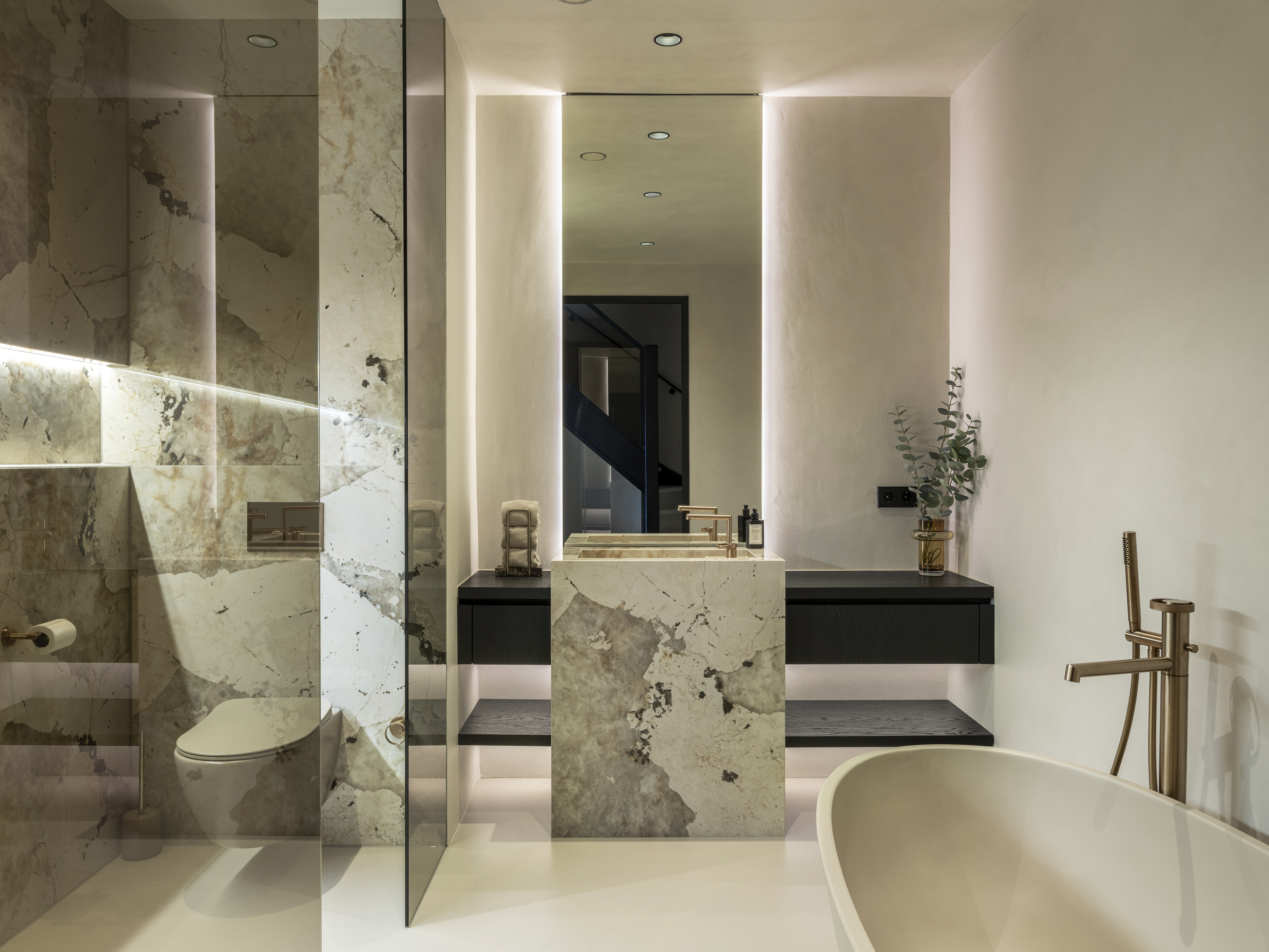 <a target='_blank' href='https://www.cosentino.com/fr-fr/inspiration/projets/cici-bath'>CiCi Bath</a> - Murat Imamoglu