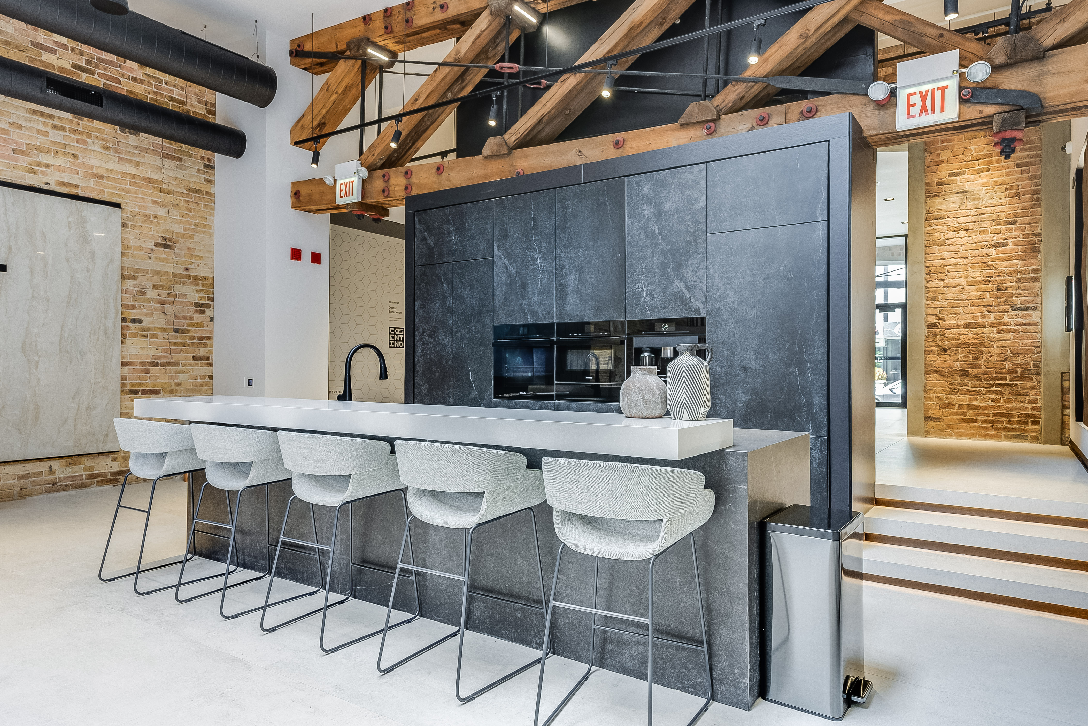 <a target='_blank' href='https://www.cosentino.com/nl-nl/inspiratie/projecten/cosentino-city-chicago'>Cosentino City Chicago</a>