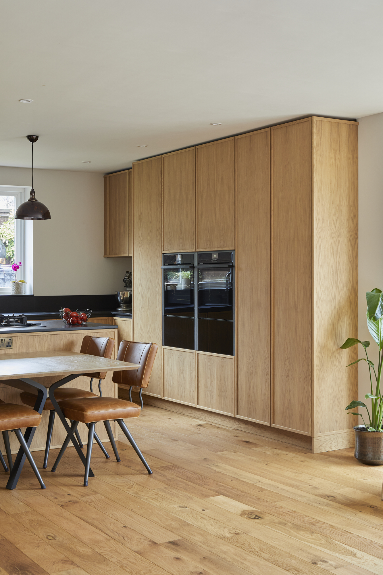 Orpington Skinny Shaker Kitchen