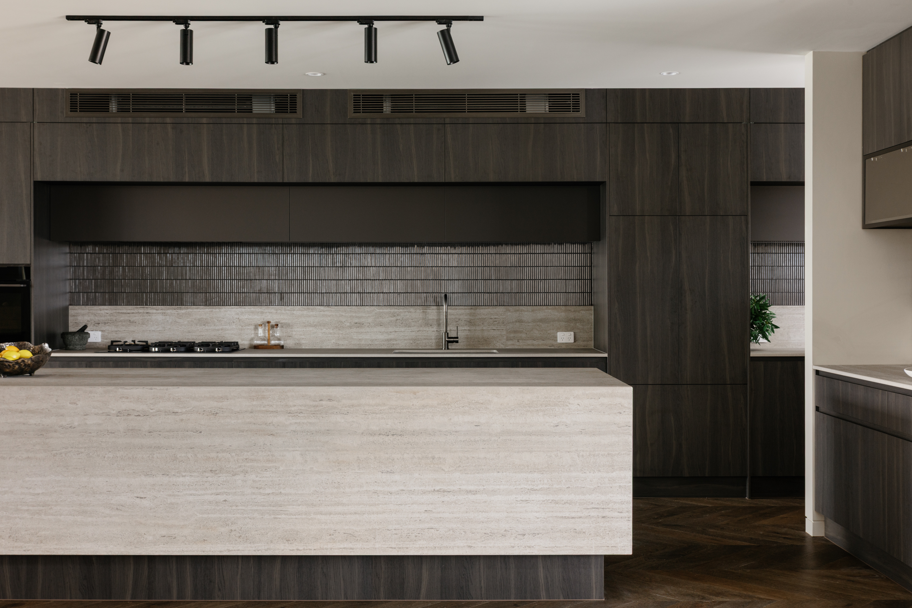 <a target='_blank' href='https://www.cosentino.com/pt-br/inspiration/projetos/bayview-house-qld'>Bayview house QLD</a> - Stuart Osaman / Baden Behrens, Belle Casa Interiors