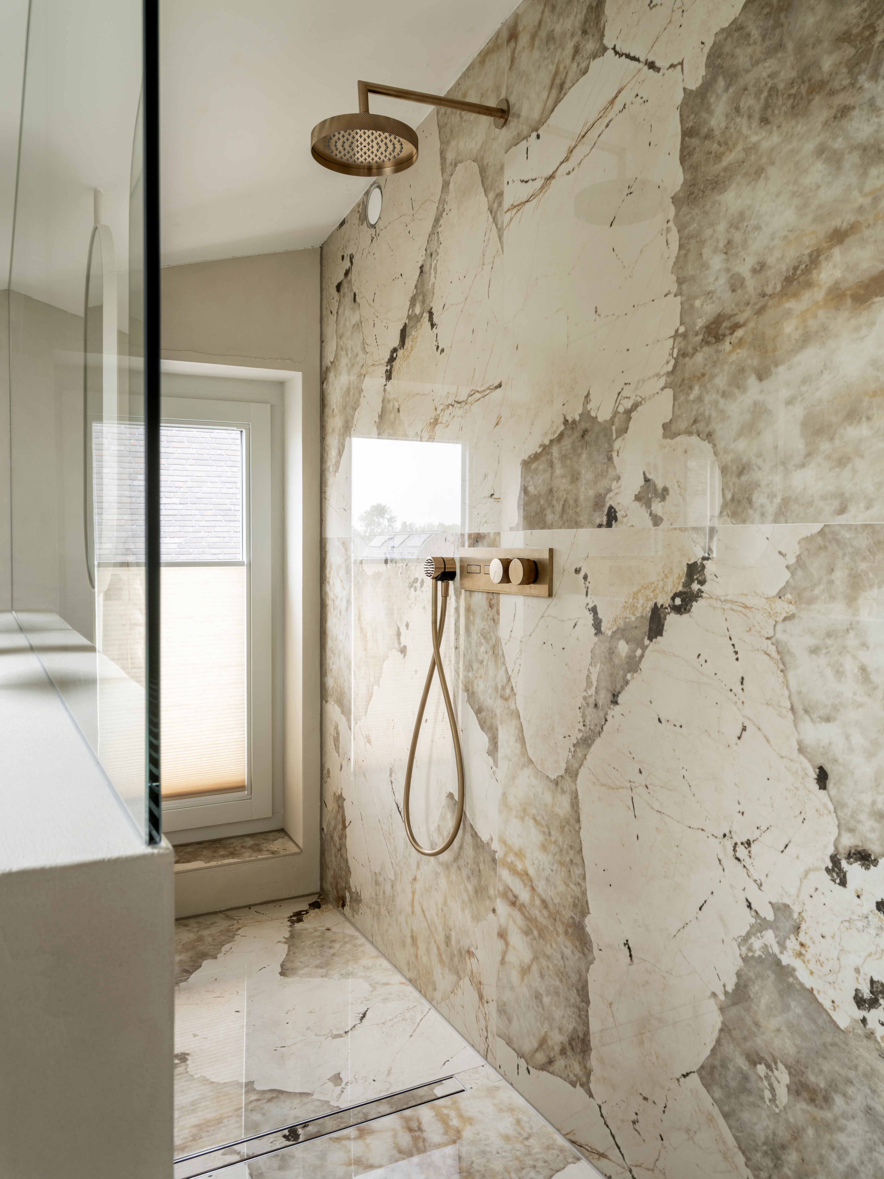 <a target='_blank' href='https://www.cosentino.com/da-dk/inspiration/projekter/cici-bath'>CiCi Bath</a> - Murat Imamoglu