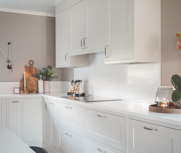 The elegant white kitchen