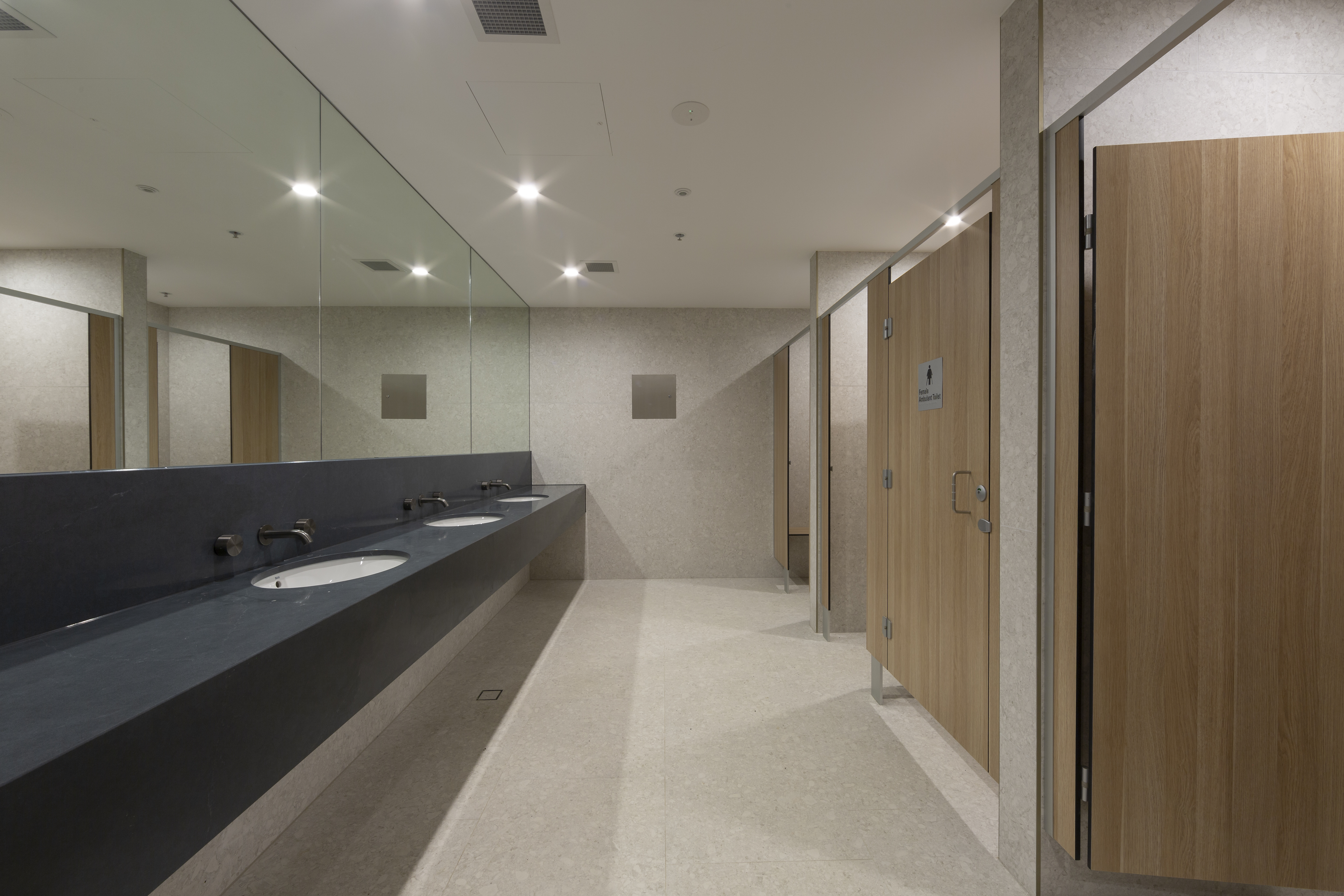 <a target='_blank' href='https://www.cosentino.com/nl-nl/inspiratie/projecten/griffin-apartments'>Griffin Apartments</a>