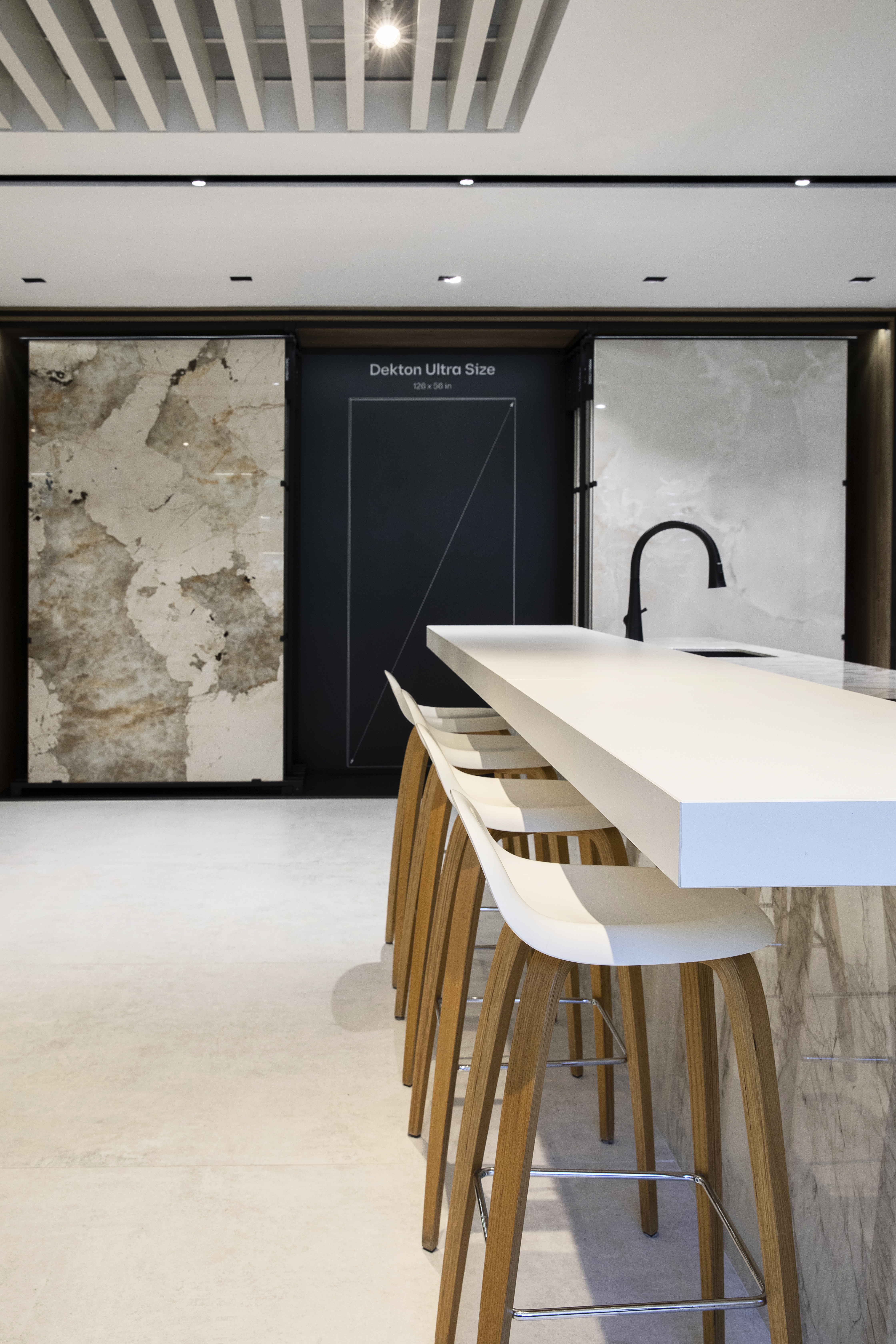 <a target='_blank' href='https://www.cosentino.com/en-ca/inspiration/projects/cosentino-city-manhattan'>Cosentino City Manhattan</a>