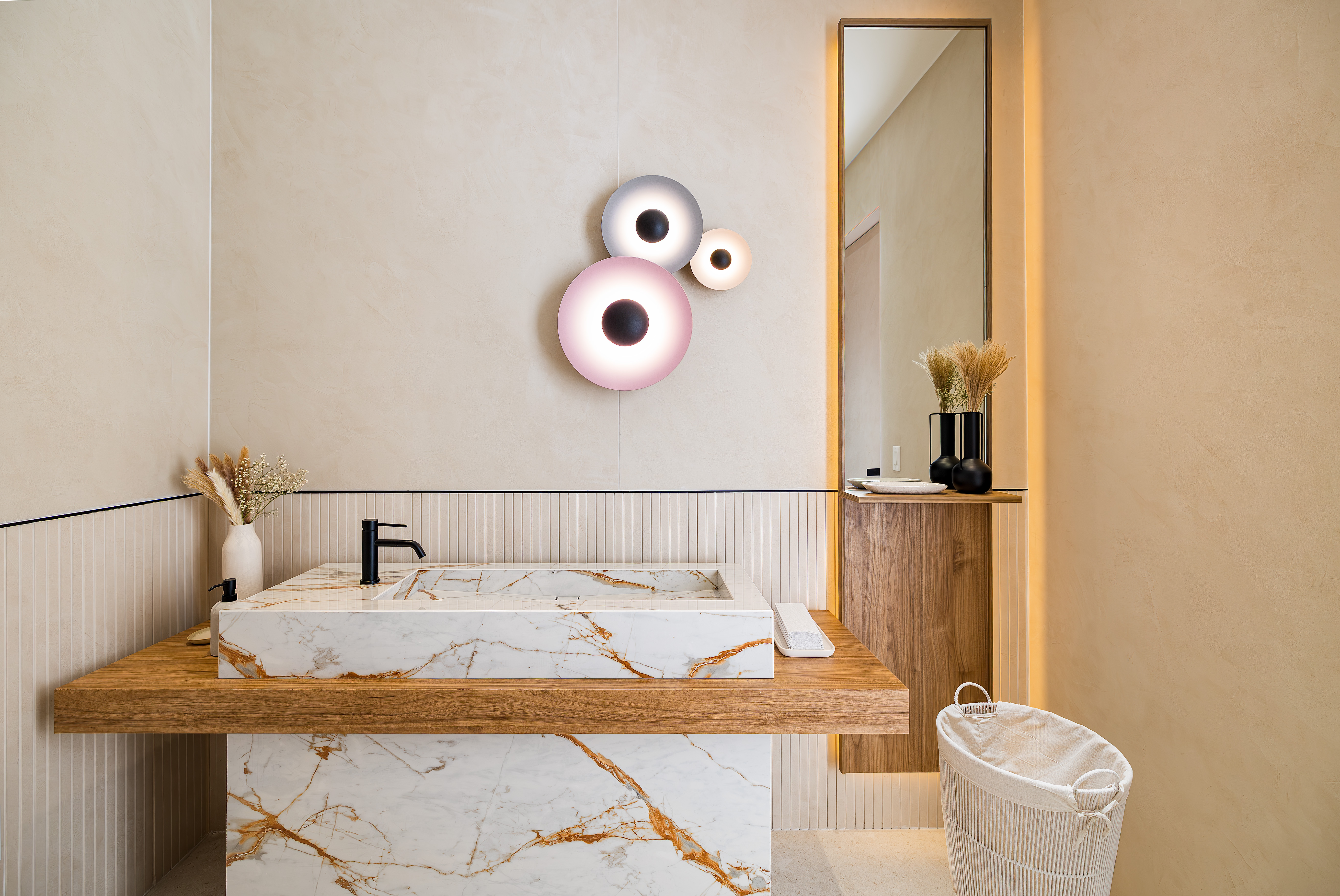 <a target='_blank' href='https://www.cosentino.com/en-ca/inspiration/projects/cosentino-city-richmond'>Cosentino City Richmond</a>