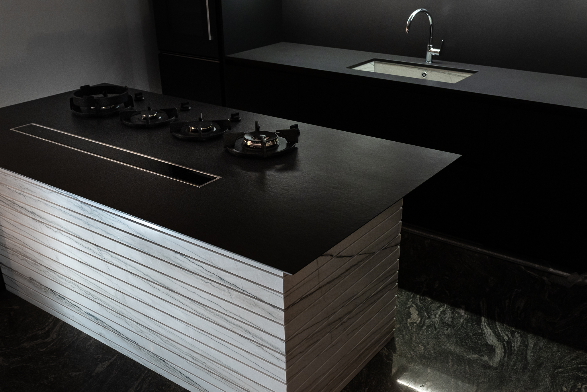 <a target='_blank' href='https://www.cosentino.com/fr-fr/inspiration/projets/fusion-dekton-natural-stone'>Fusion Dekton & Natural Stone</a>