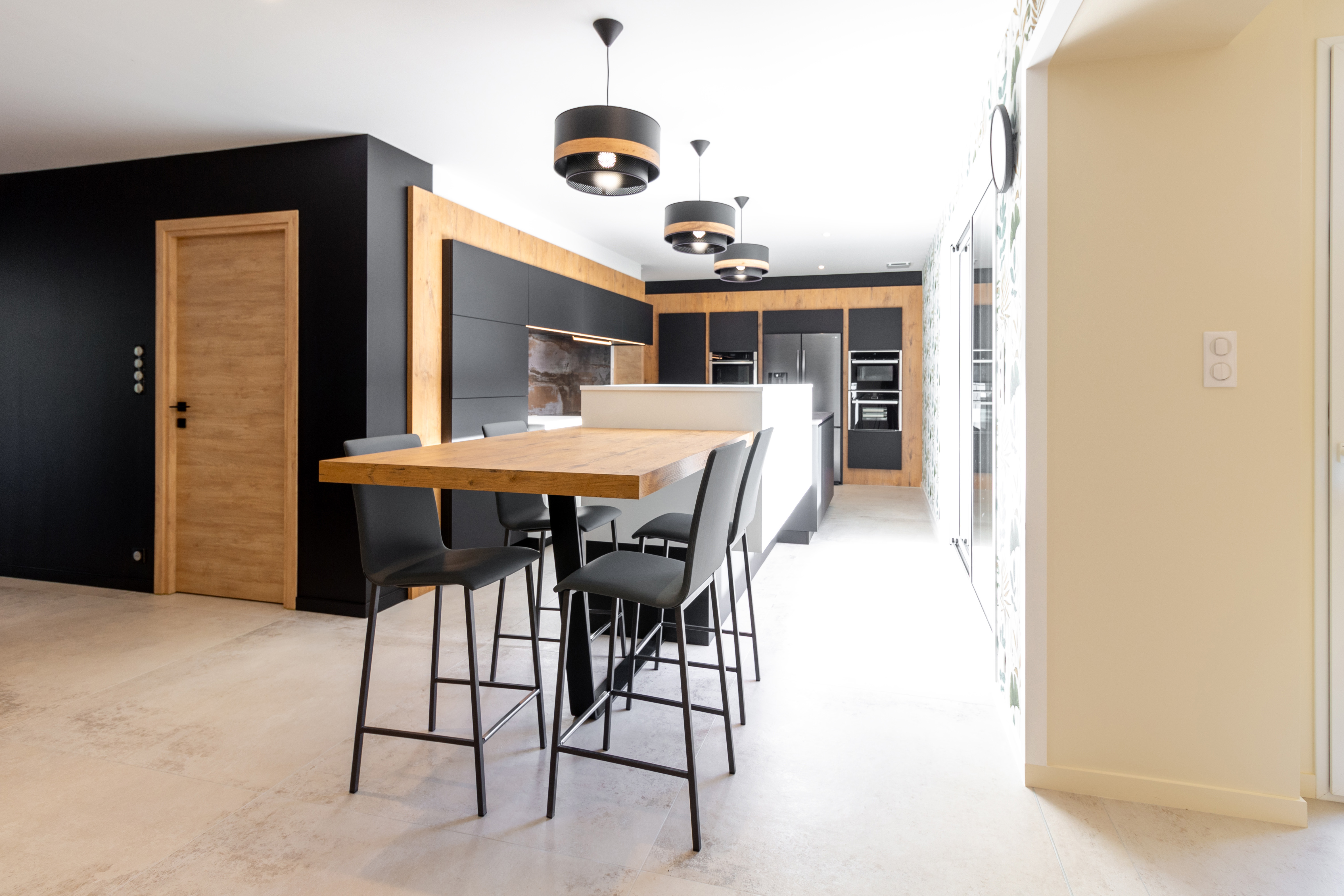 la Cuisine Contemporaine セット Cuisine contemporaine noire blanche et bois