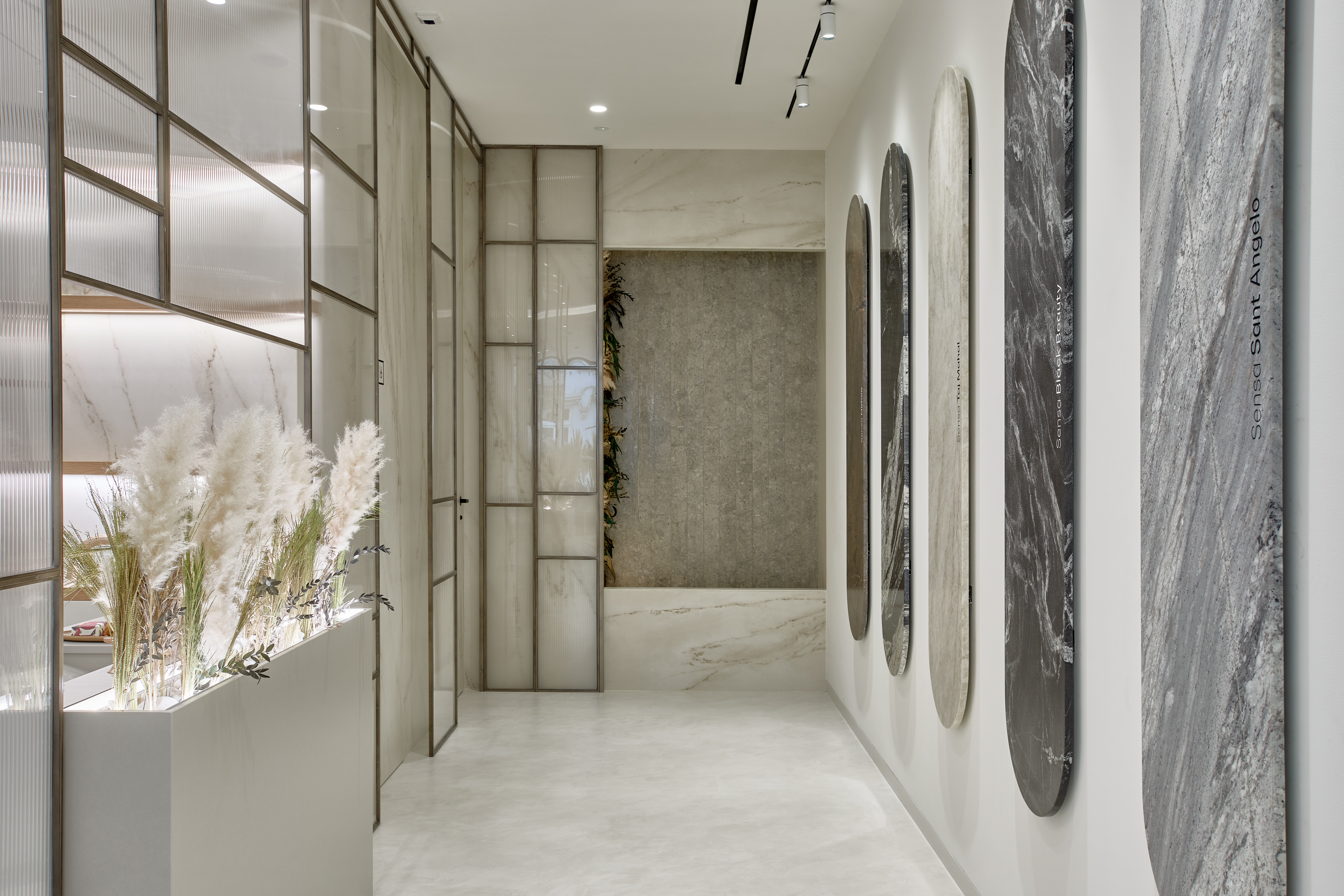 <a target='_blank' href='https://www.cosentino.com/en-ca/inspiration/projects/cosentino-city-porto'>Cosentino City Porto</a>