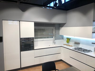 Cucina Lack Lux Progetto Eleganza