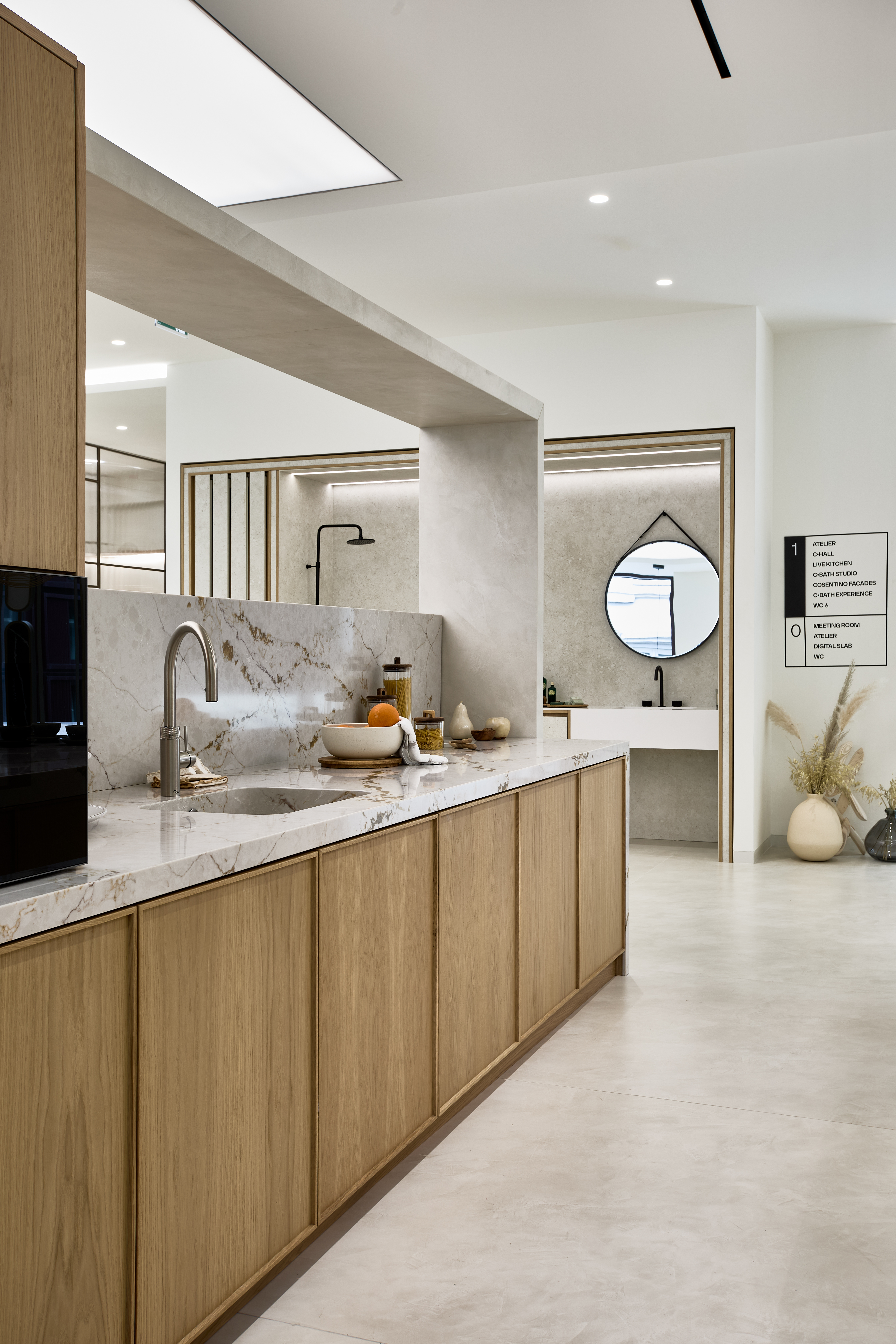 <a target='_blank' href='https://www.cosentino.com/en-ca/inspiration/projects/cosentino-city-porto'>Cosentino City Porto</a>